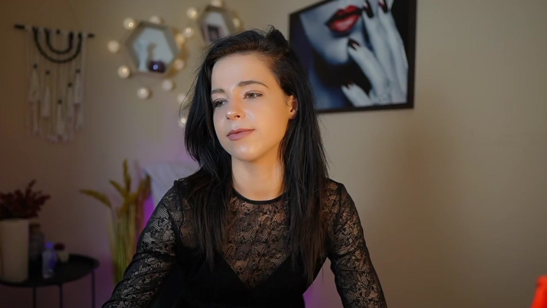 Gallery image thumbnail from Jasmine_Black's myfreecams stream on, 04/12/2024, 11:23 image 11 of 20