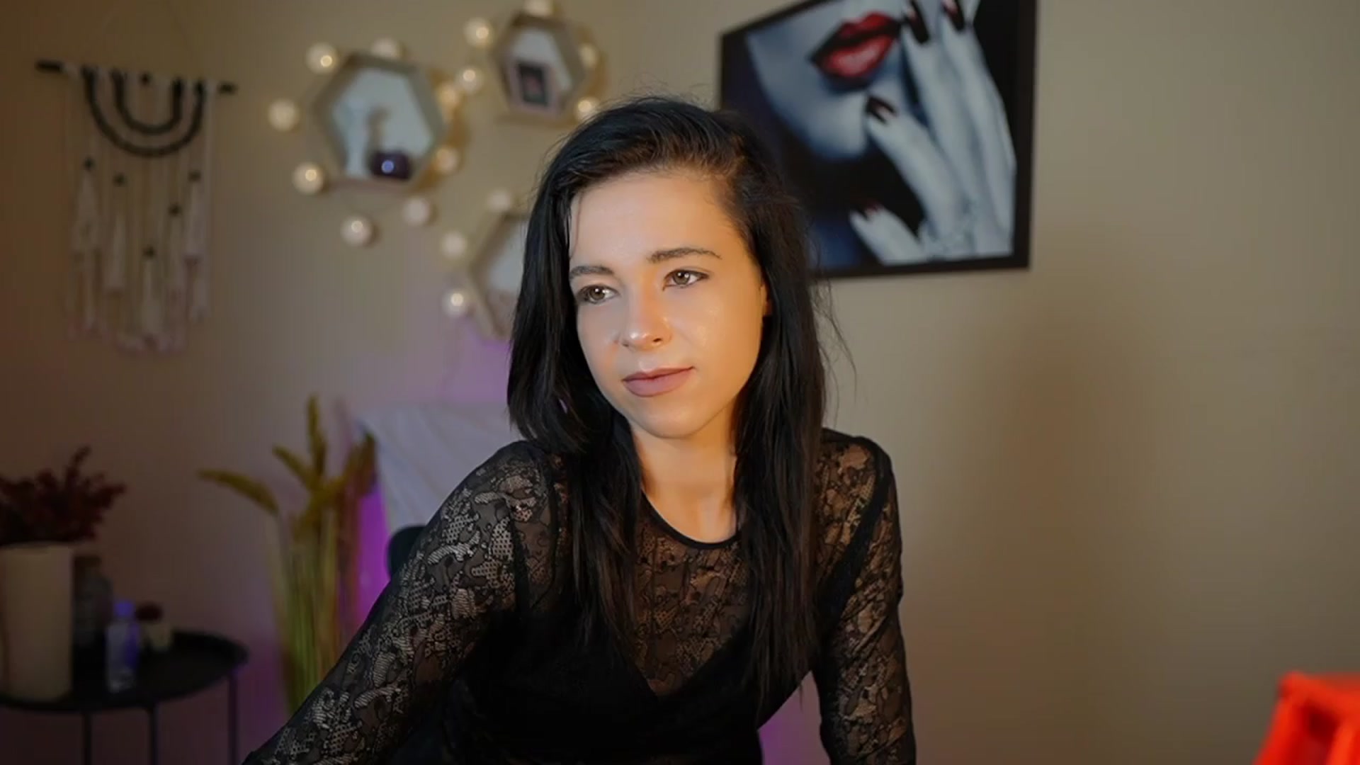 Gallery image thumbnail from Jasmine_Black's myfreecams stream on, 04/12/2024, 12:05 image 5 of 20