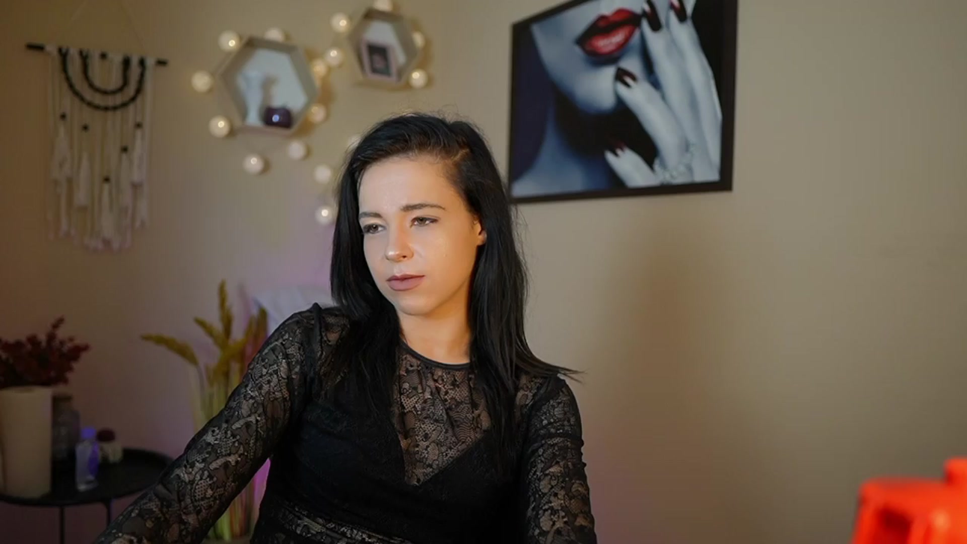 Gallery image thumbnail from Jasmine_Black's myfreecams stream on, 04/12/2024, 12:05 image 16 of 20