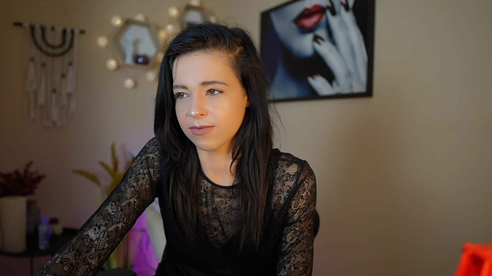Gallery image thumbnail from Jasmine_Black's myfreecams stream on, 04/12/2024, 12:05 image 1 of 20