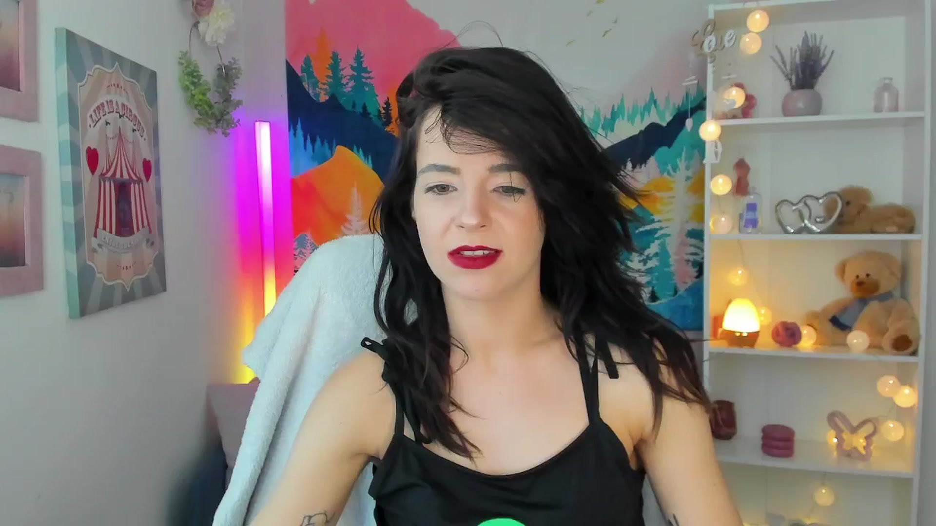Gallery image thumbnail from Jasmine_Black's myfreecams stream on, 05/09/2024, 09:27 image 8 of 20
