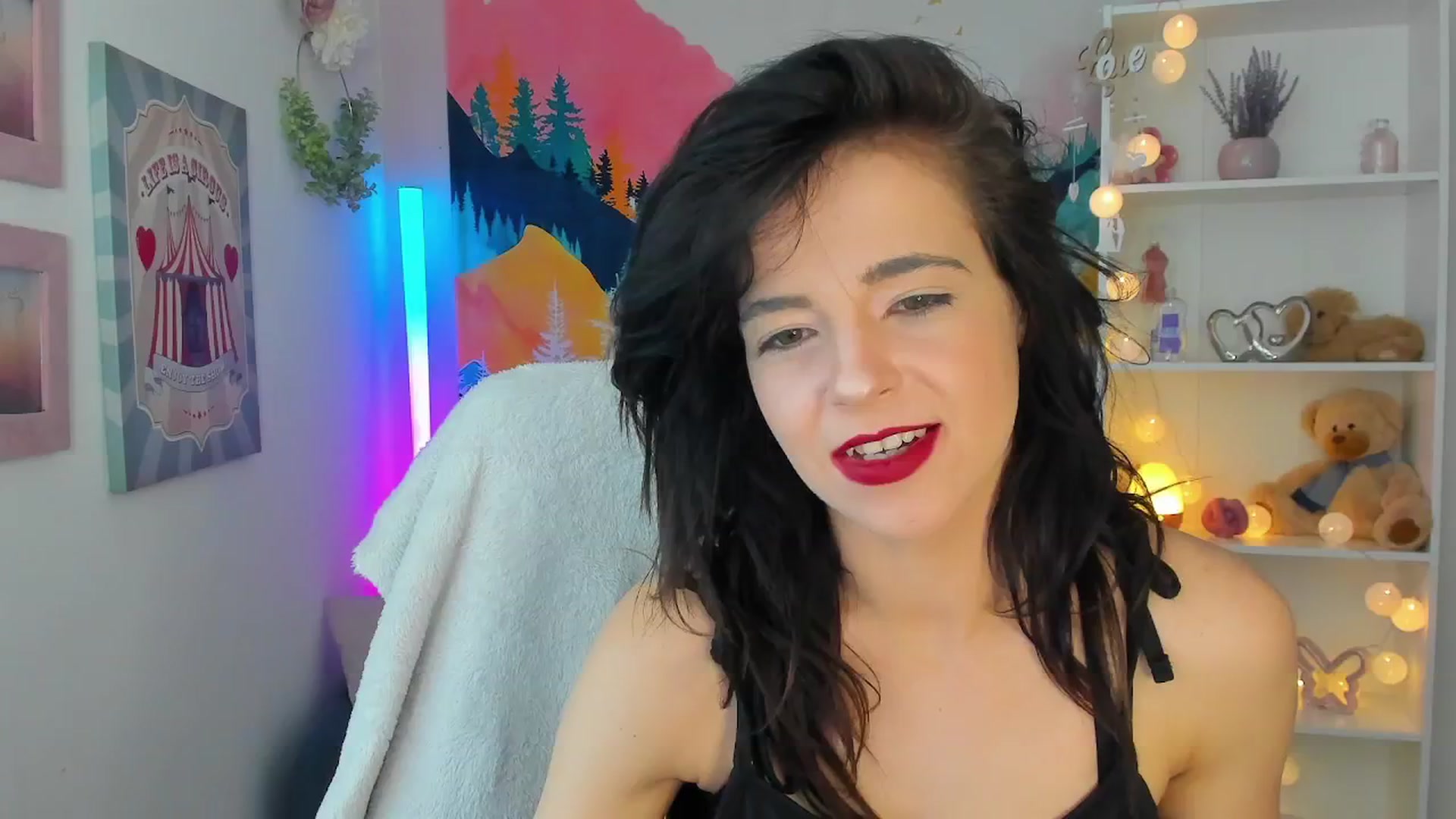 Gallery image thumbnail from Jasmine_Black's myfreecams stream on, 05/09/2024, 09:27 image 9 of 20