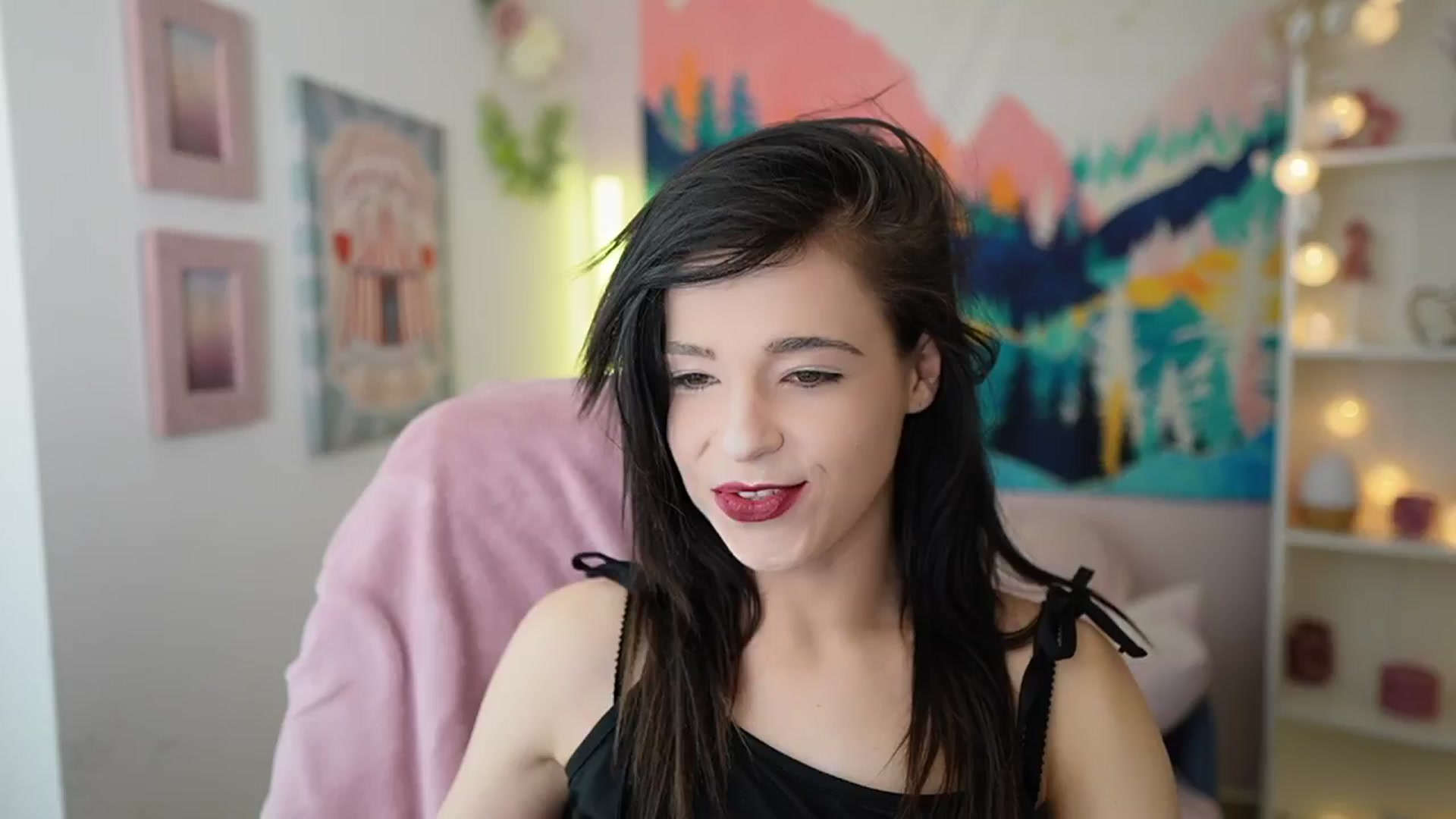 Gallery image thumbnail from Jasmine_Black's myfreecams stream on, 05/14/2024, 10:27 image 5 of 20