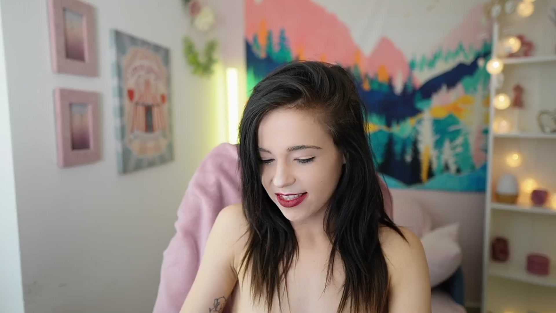 Gallery image thumbnail from Jasmine_Black's myfreecams stream on, 05/14/2024, 10:27 image 19 of 20