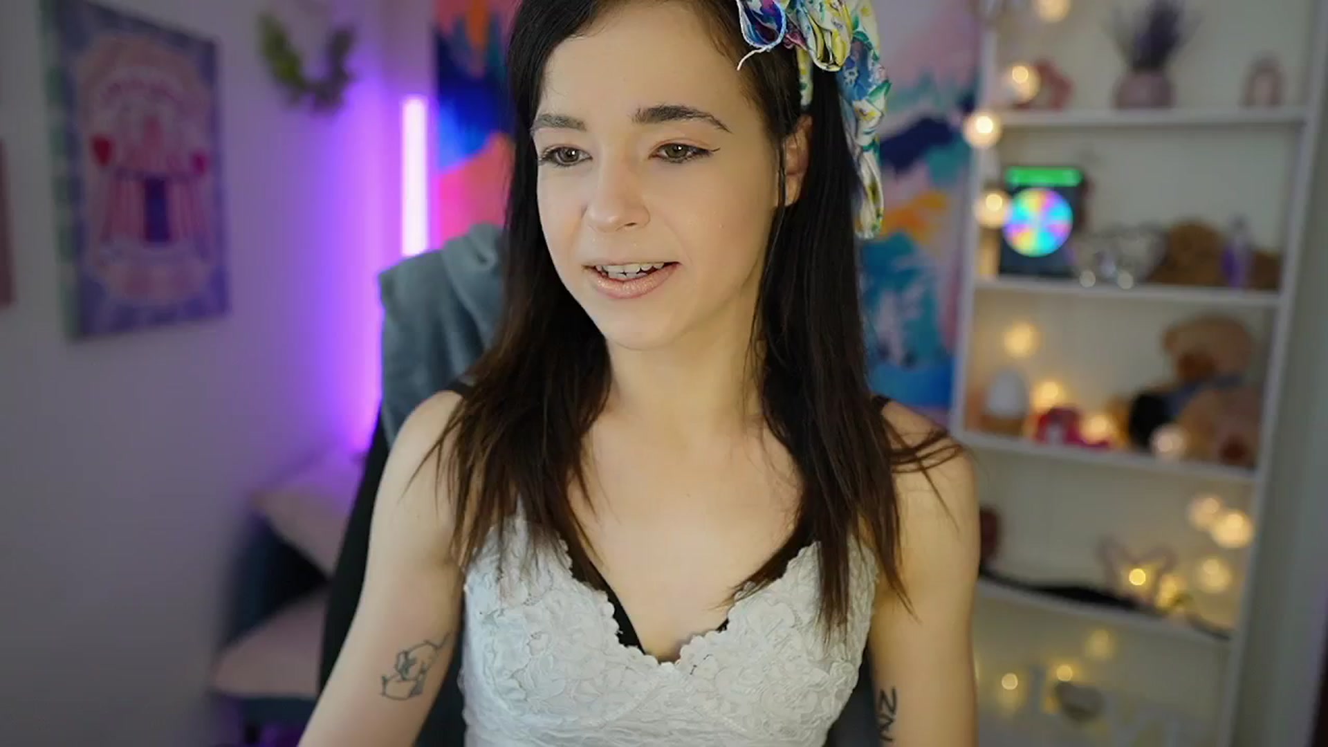 Gallery image thumbnail from Jasmine_Black's myfreecams stream on, 05/16/2024, 09:21 image 12 of 20