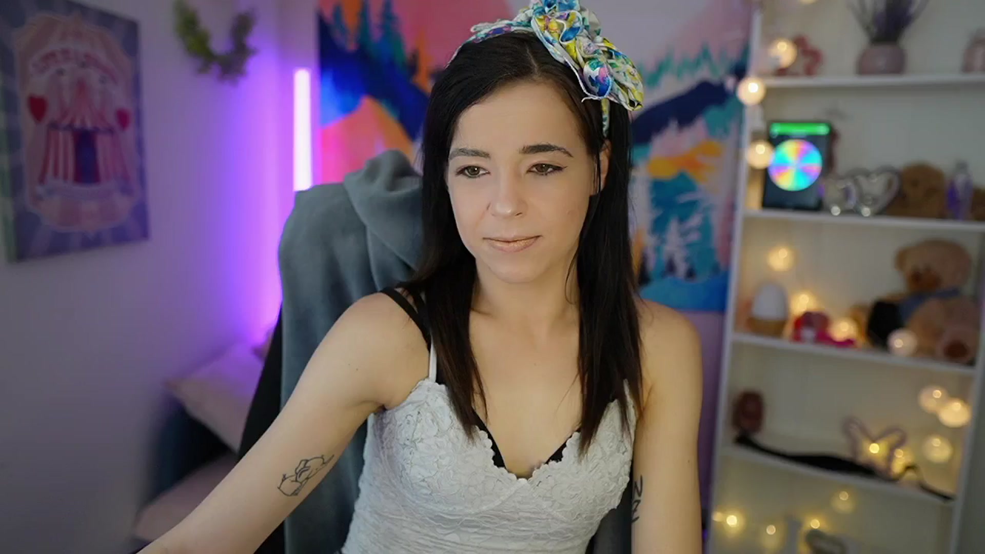 Gallery image thumbnail from Jasmine_Black's myfreecams stream on, 05/16/2024, 09:21 image 2 of 20