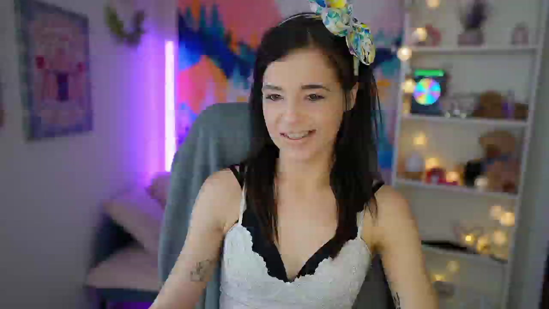 Gallery image thumbnail from Jasmine_Black's myfreecams stream on, 05/16/2024, 10:19 image 4 of 20