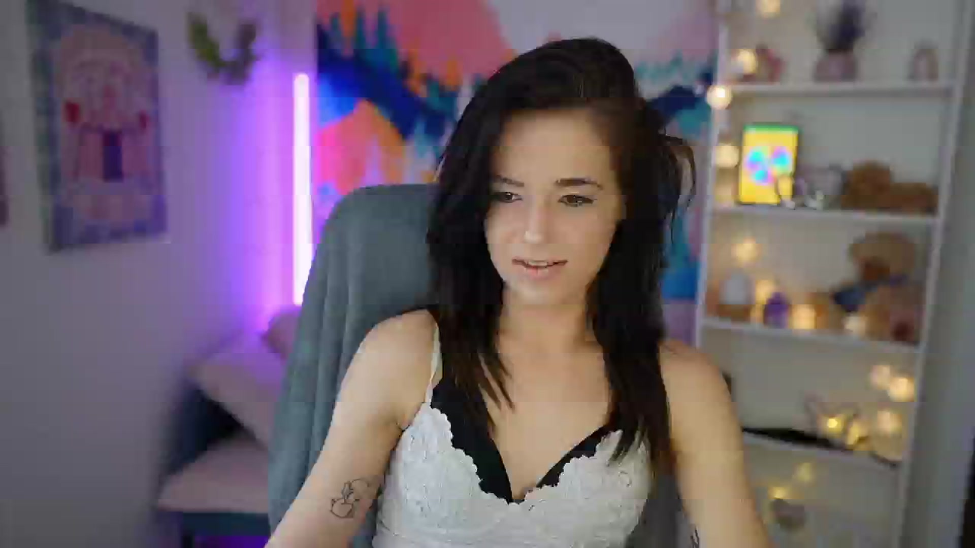 Gallery image thumbnail from Jasmine_Black's myfreecams stream on, 05/16/2024, 12:00 image 15 of 20