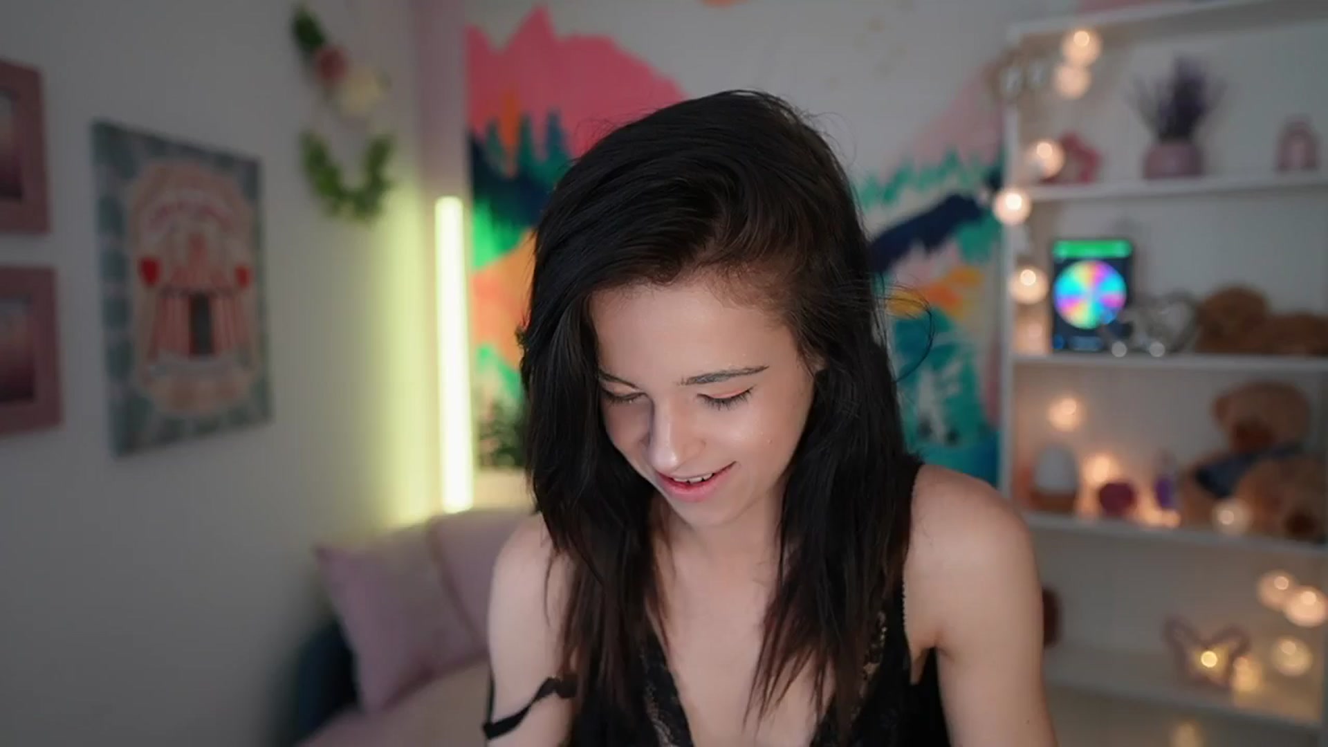 Gallery image thumbnail from Jasmine_Black's myfreecams stream on, 05/17/2024, 09:57 image 19 of 20