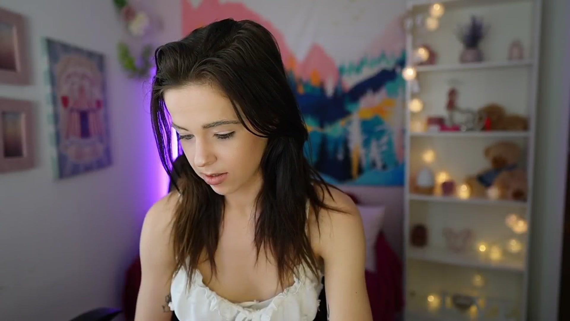 Gallery image thumbnail from Jasmine_Black's myfreecams stream on, 06/10/2024, 12:31 image 5 of 20