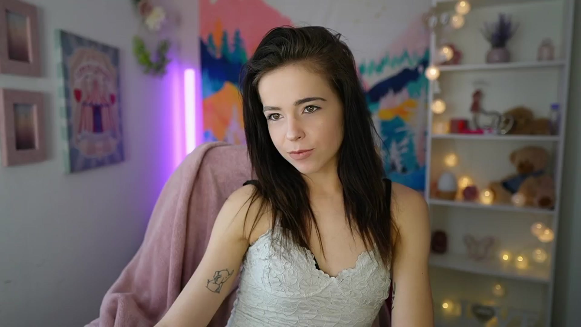 Gallery image thumbnail from Jasmine_Black's myfreecams stream on, 06/15/2024, 11:31 image 12 of 20