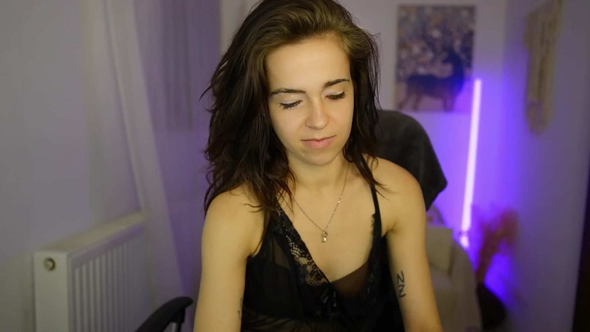 Gallery image thumbnail from Jasmine_Black's myfreecams stream on, 07/02/2024, 19:49 image 16 of 20