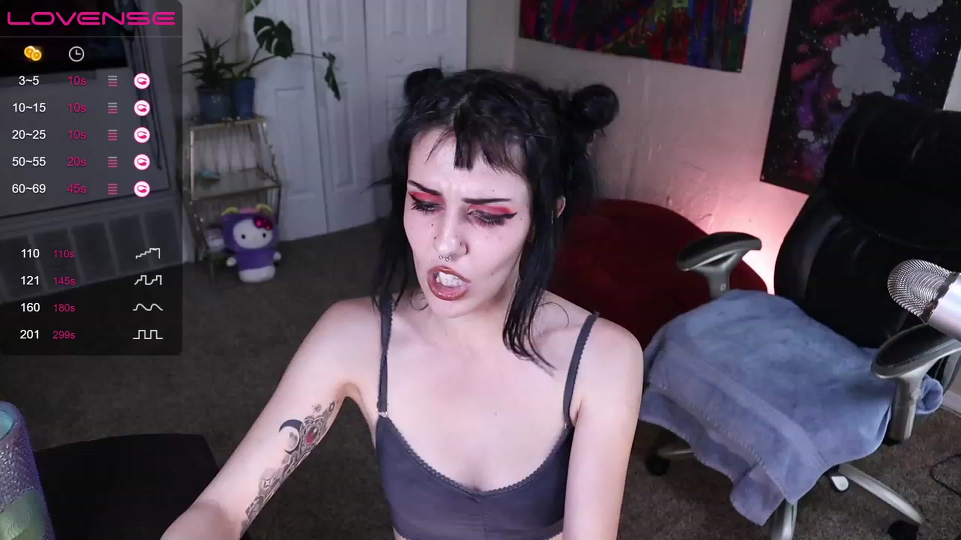 Gallery image thumbnail from Jasmine_Leigh's myfreecams stream on, 01/03/2023, 03:50 image 6 of 20