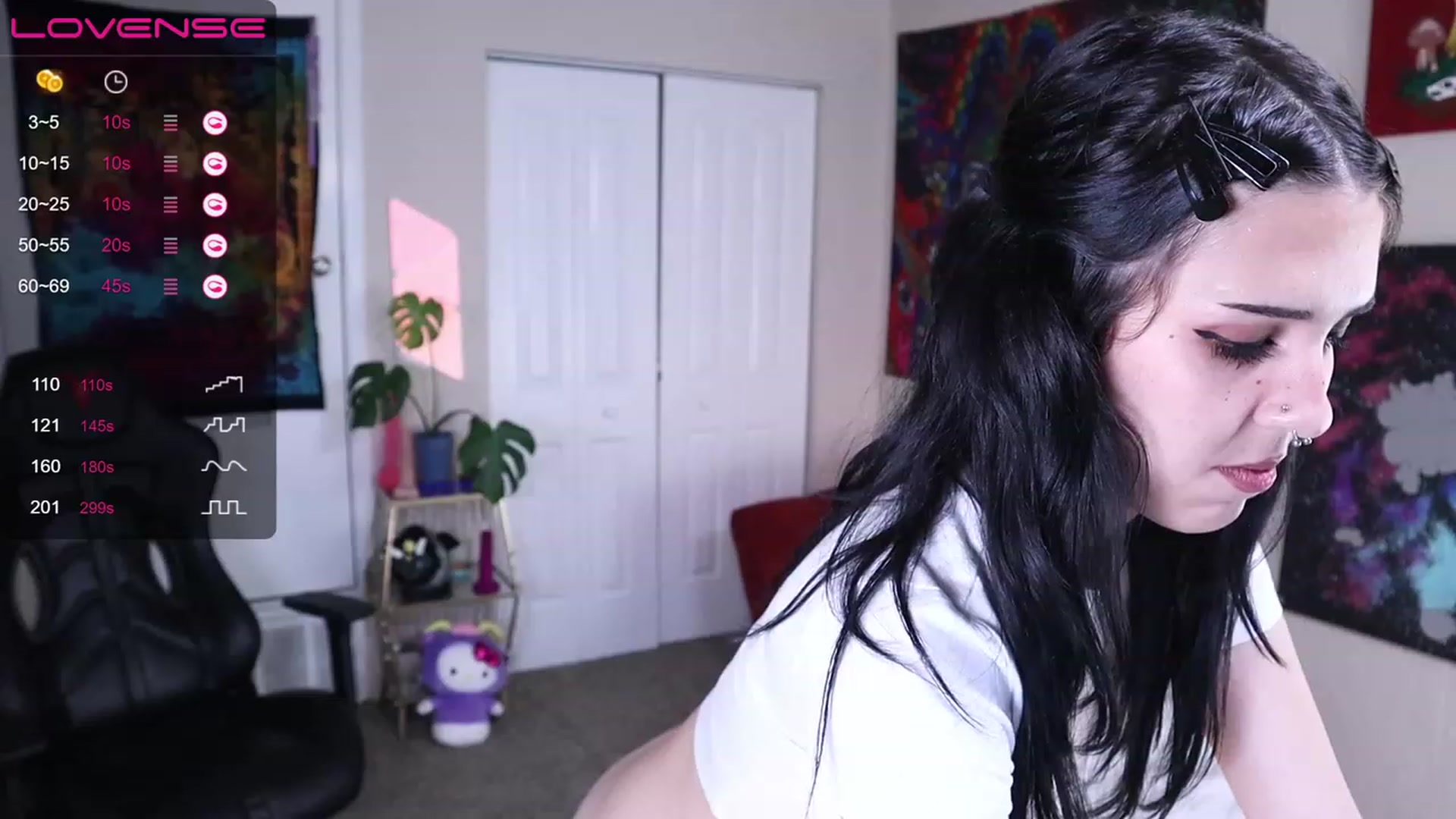 Gallery image thumbnail from Jasmine_Leigh's myfreecams stream on, 01/21/2023, 24:07 image 8 of 20