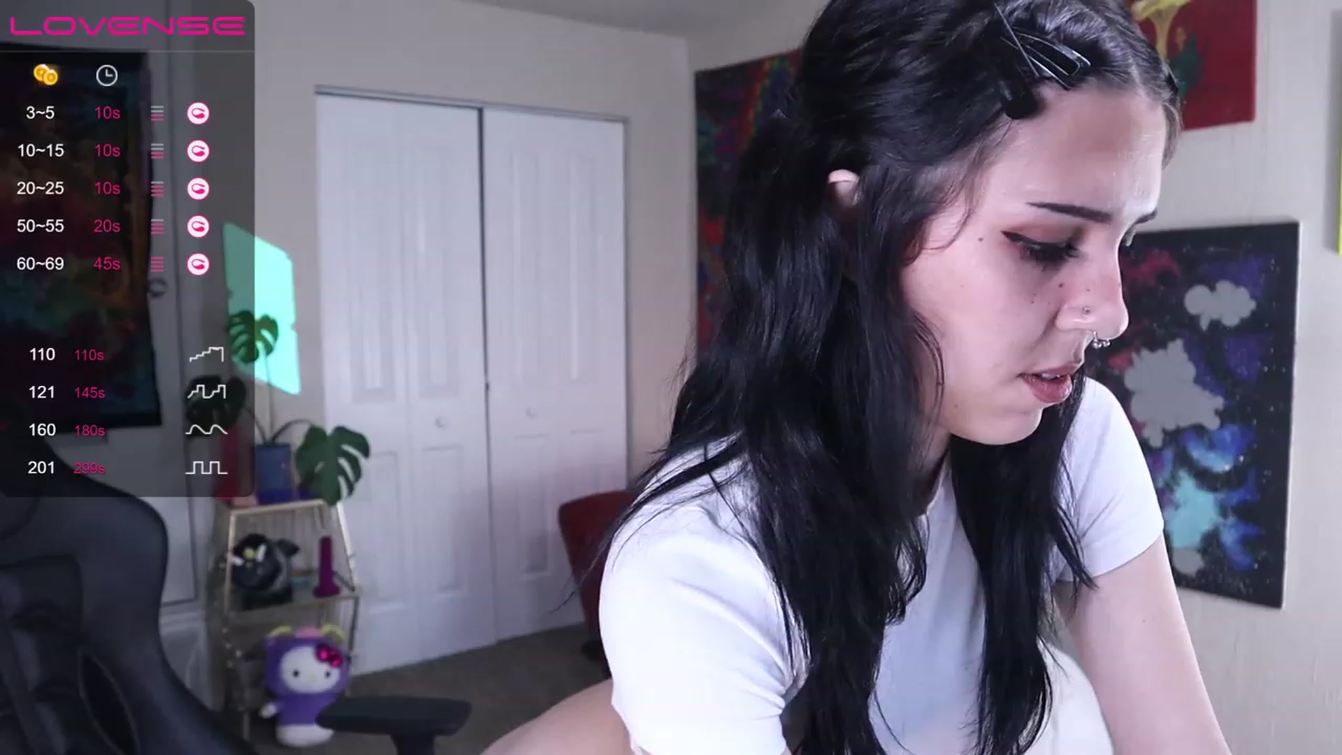Gallery image thumbnail from Jasmine_Leigh's myfreecams stream on, 01/21/2023, 24:07 image 15 of 20