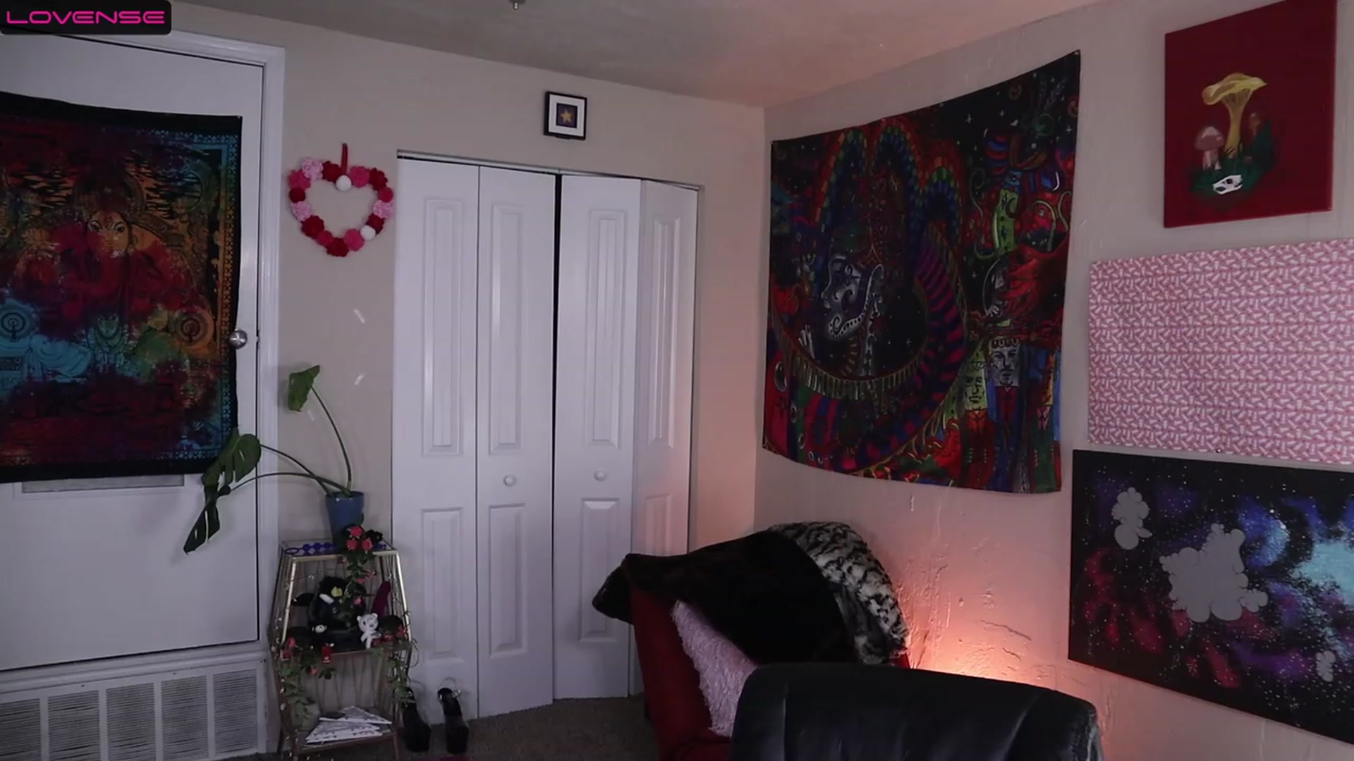 Gallery image thumbnail from Jasmine_Leigh's myfreecams stream on, 04/01/2023, 02:11 image 7 of 20