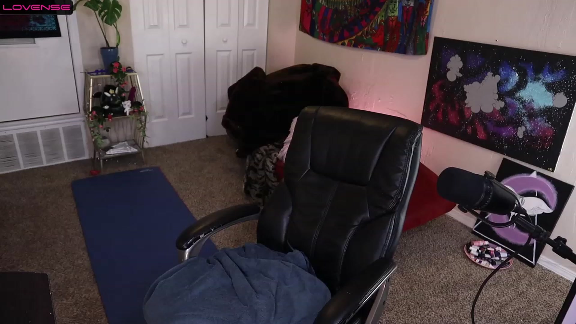 Gallery image thumbnail from Jasmine_Leigh's myfreecams stream on, 04/10/2023, 05:11 image 4 of 20