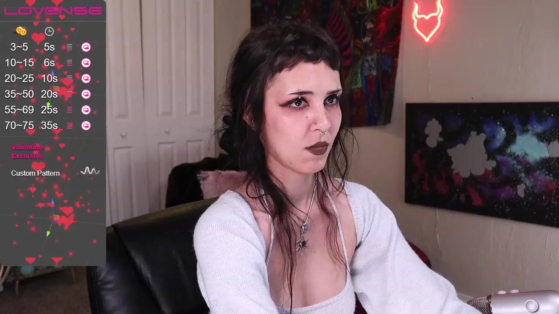 Gallery image thumbnail from Jasmine_Leigh's myfreecams stream on, 05/22/2023, 02:57 image 18 of 20