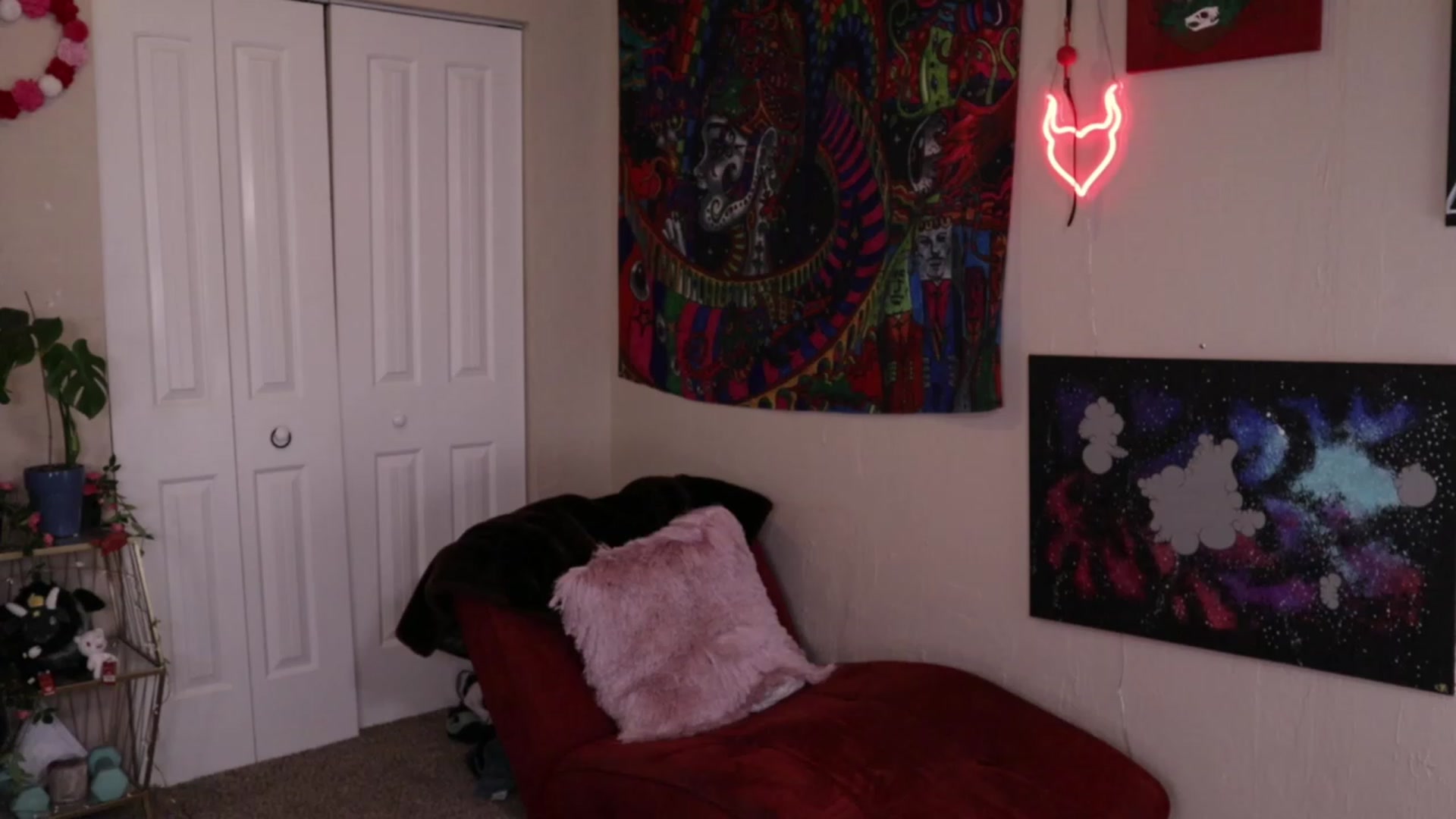 Gallery image thumbnail from Jasmine_Leigh's myfreecams stream on, 06/15/2023, 01:51 image 16 of 20