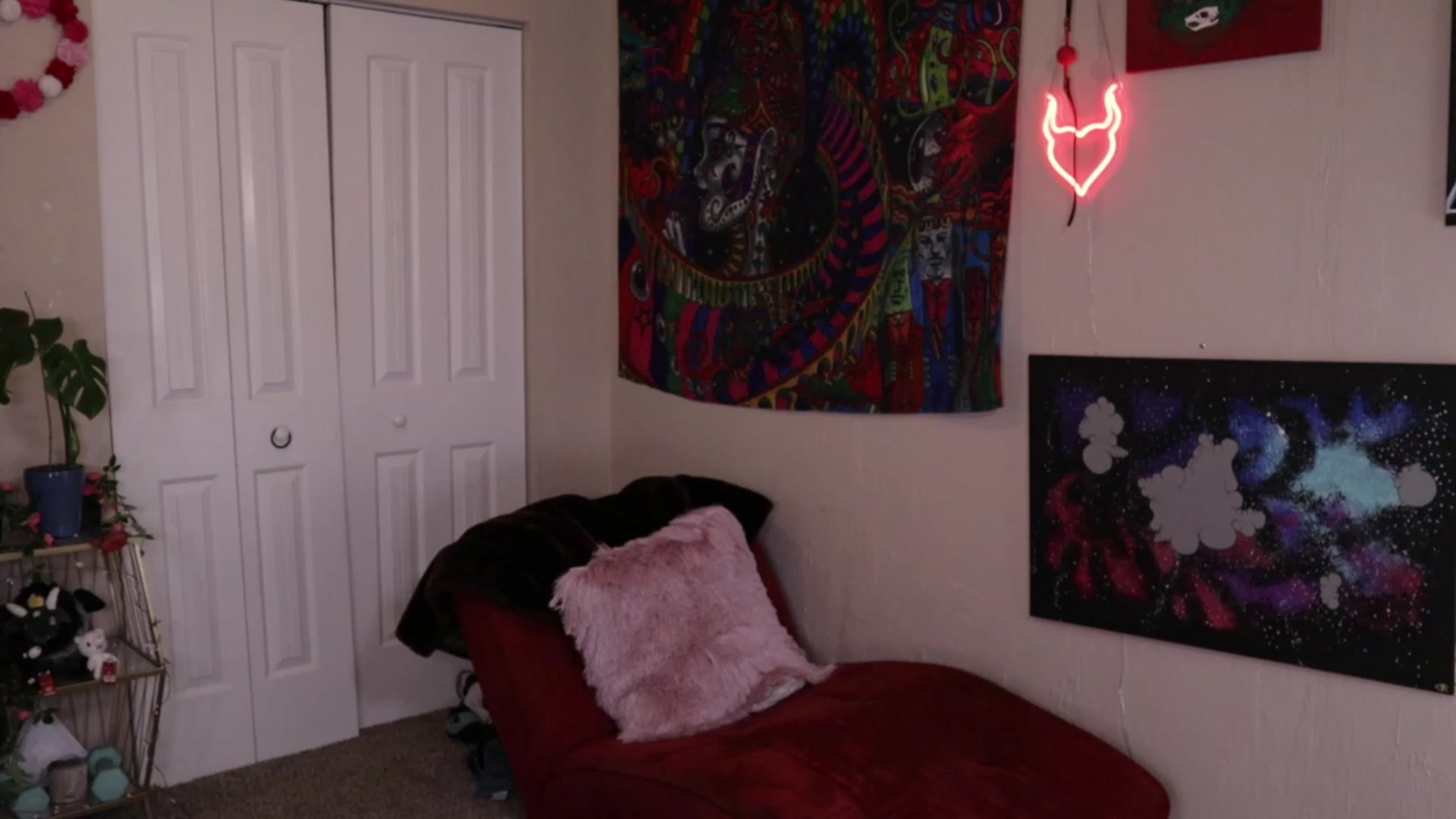 Gallery image thumbnail from Jasmine_Leigh's myfreecams stream on, 06/15/2023, 01:51 image 17 of 20
