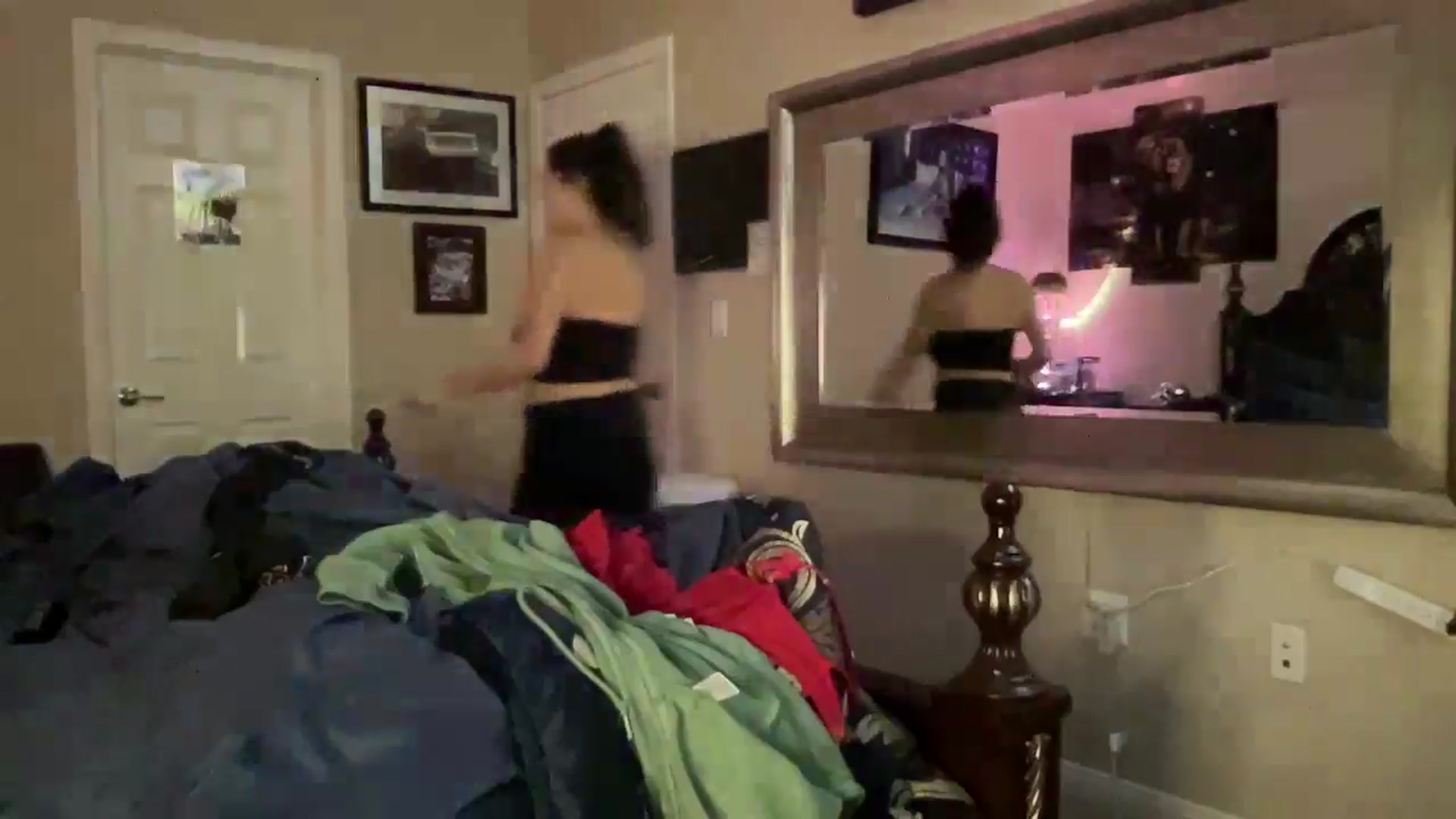 Gallery image thumbnail from Jasmine___'s myfreecams stream on, 08/07/2024, 16:28 image 3 of 20
