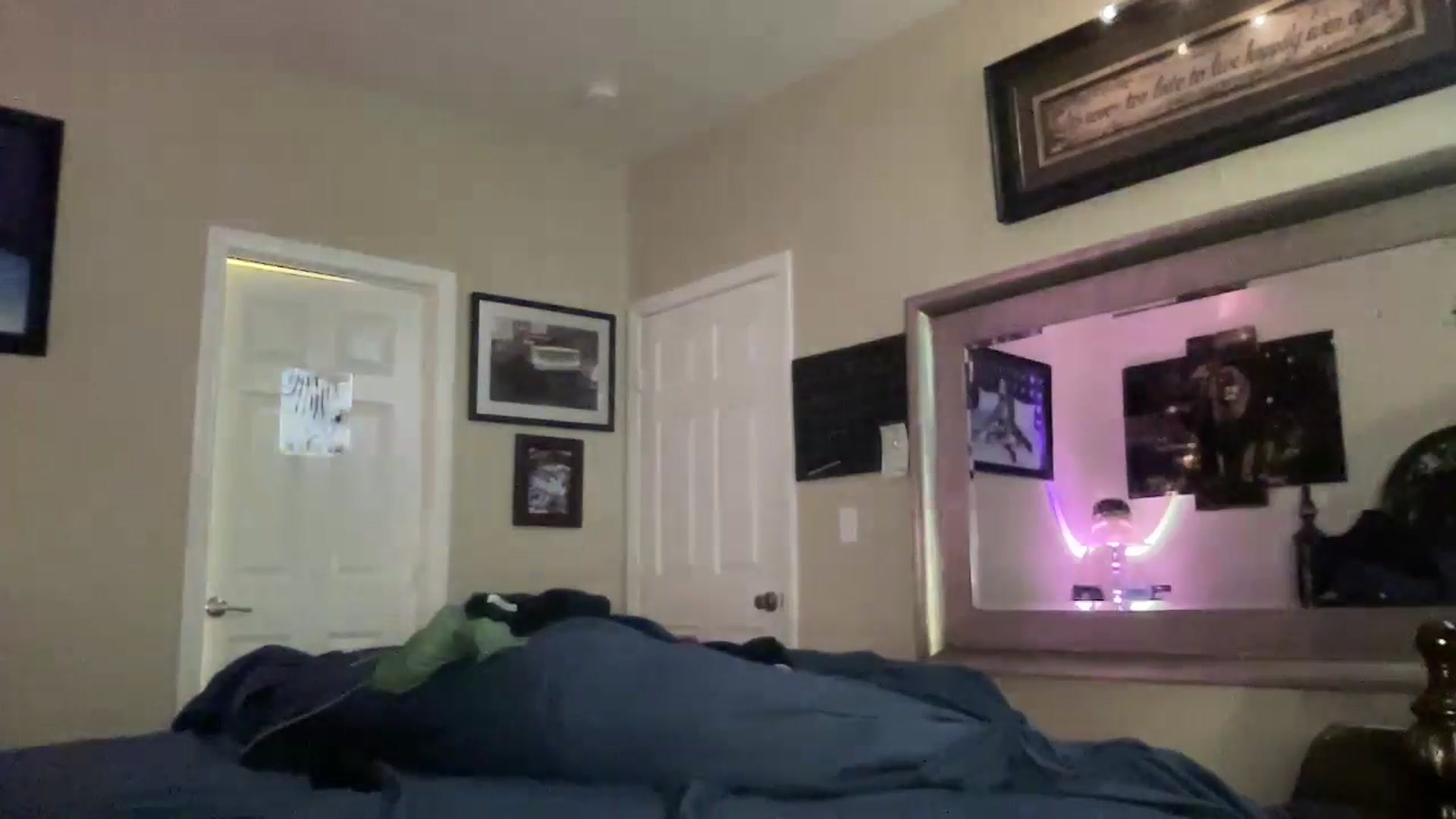 Gallery image thumbnail from Jasmine___'s myfreecams stream on, 08/07/2024, 18:14 image 8 of 20
