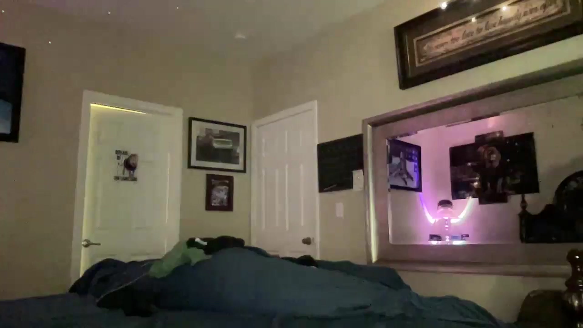 Gallery image thumbnail from Jasmine___'s myfreecams stream on, 08/07/2024, 18:14 image 9 of 20