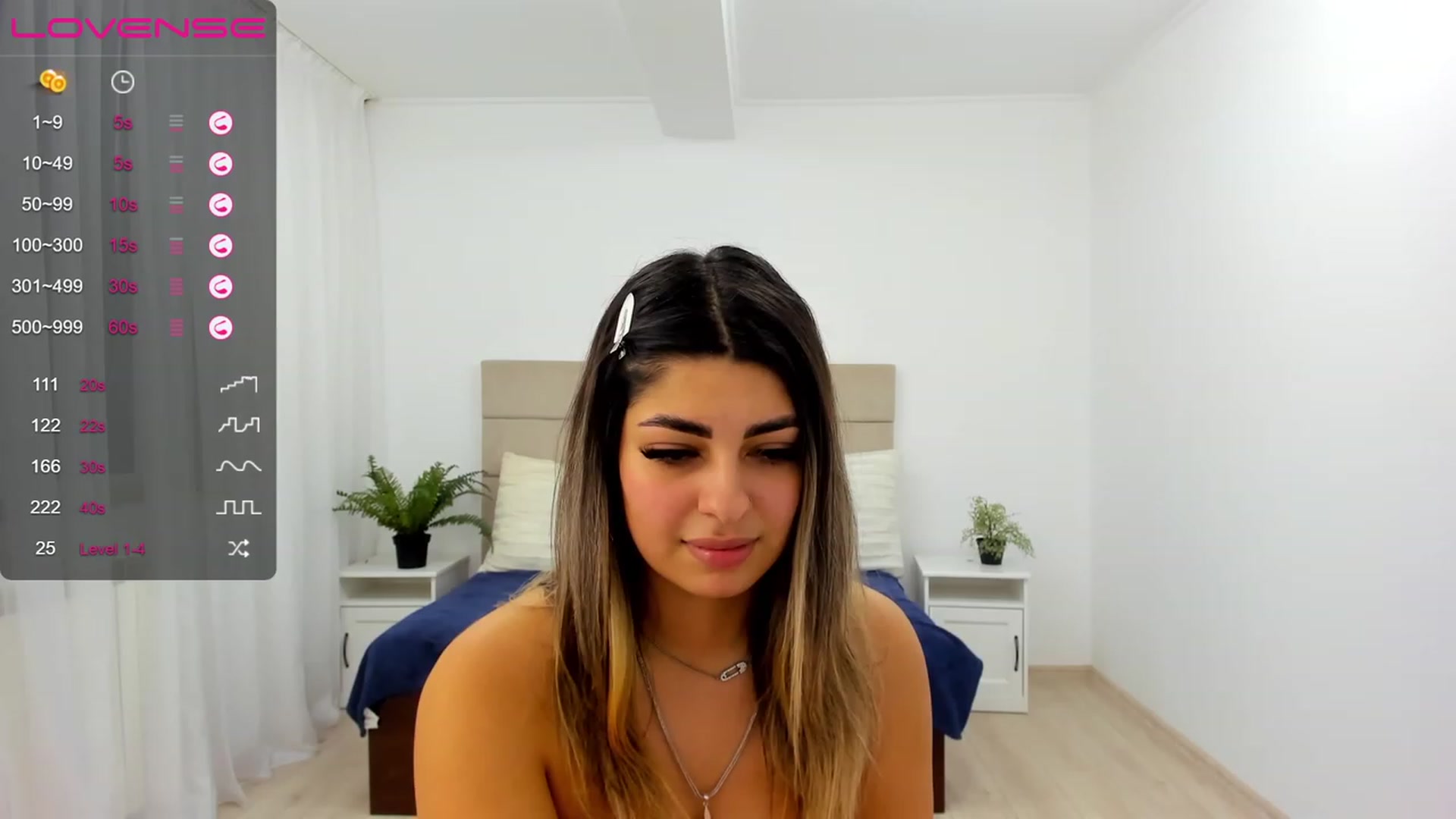 Gallery image thumbnail from Jasmine_z's myfreecams stream on, 12/22/2022, 17:05 image 16 of 20