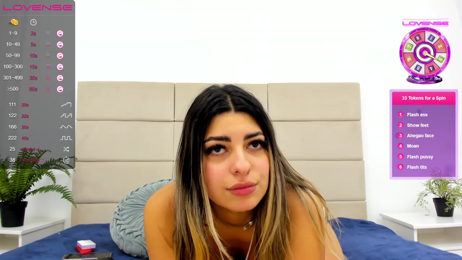 Gallery image thumbnail from Jasmine_z's myfreecams stream on, 12/23/2022, 20:35 image 12 of 20