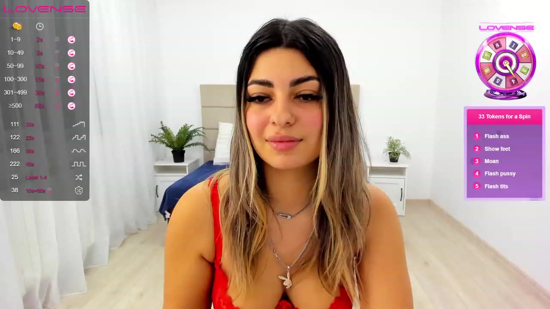 Gallery image thumbnail from Jasmine_z's myfreecams stream on, 12/24/2022, 16:26 image 8 of 20