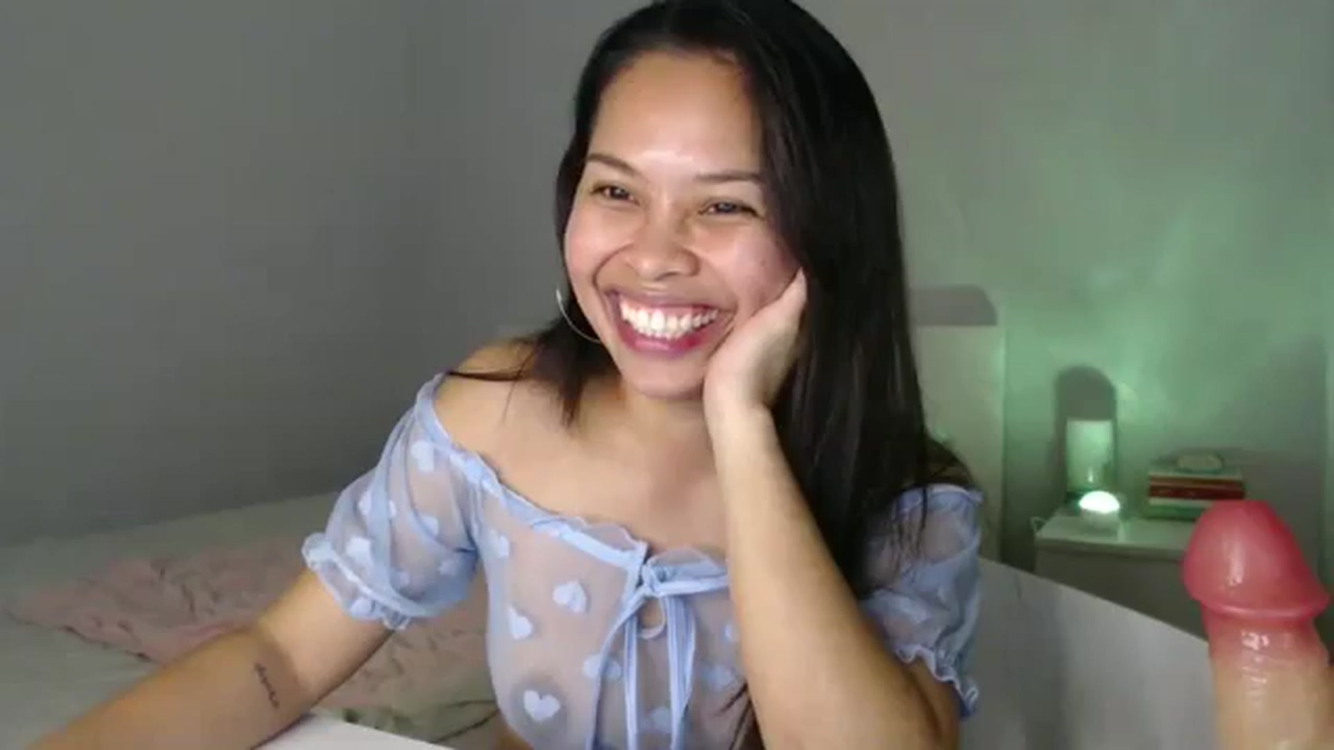Gallery image thumbnail from Jasmineyumm's myfreecams stream on, 06/02/2025, 09:09 image 16 of 20