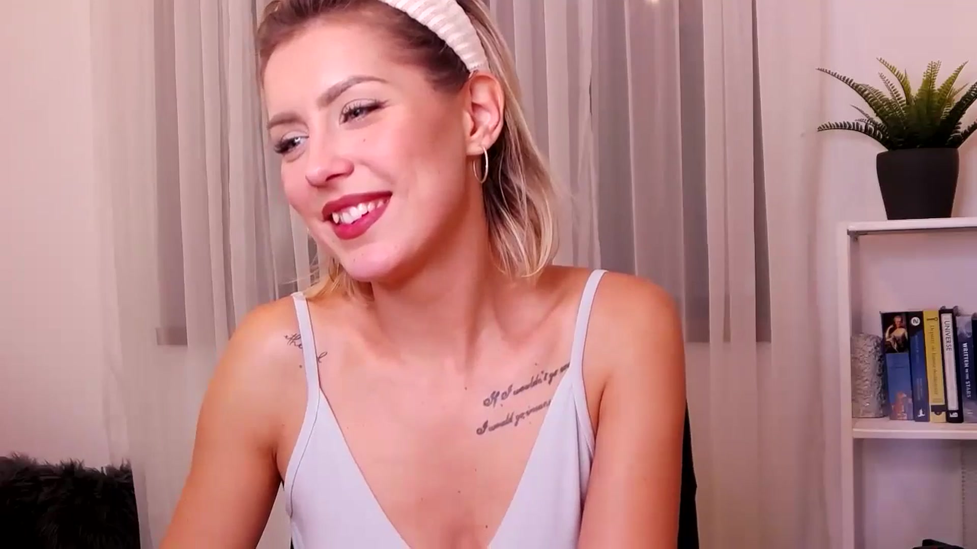 Gallery image thumbnail from Jass_mine's myfreecams stream on, 10/30/2024, 14:30 image 13 of 20
