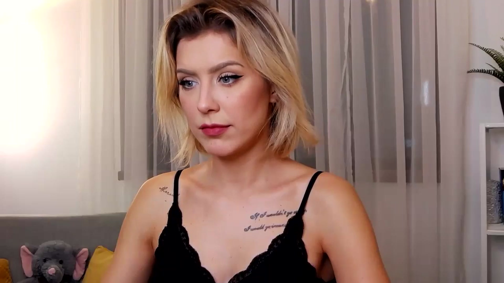 Gallery image thumbnail from Jass_mine's myfreecams stream on, 11/13/2024, 13:23 image 15 of 20