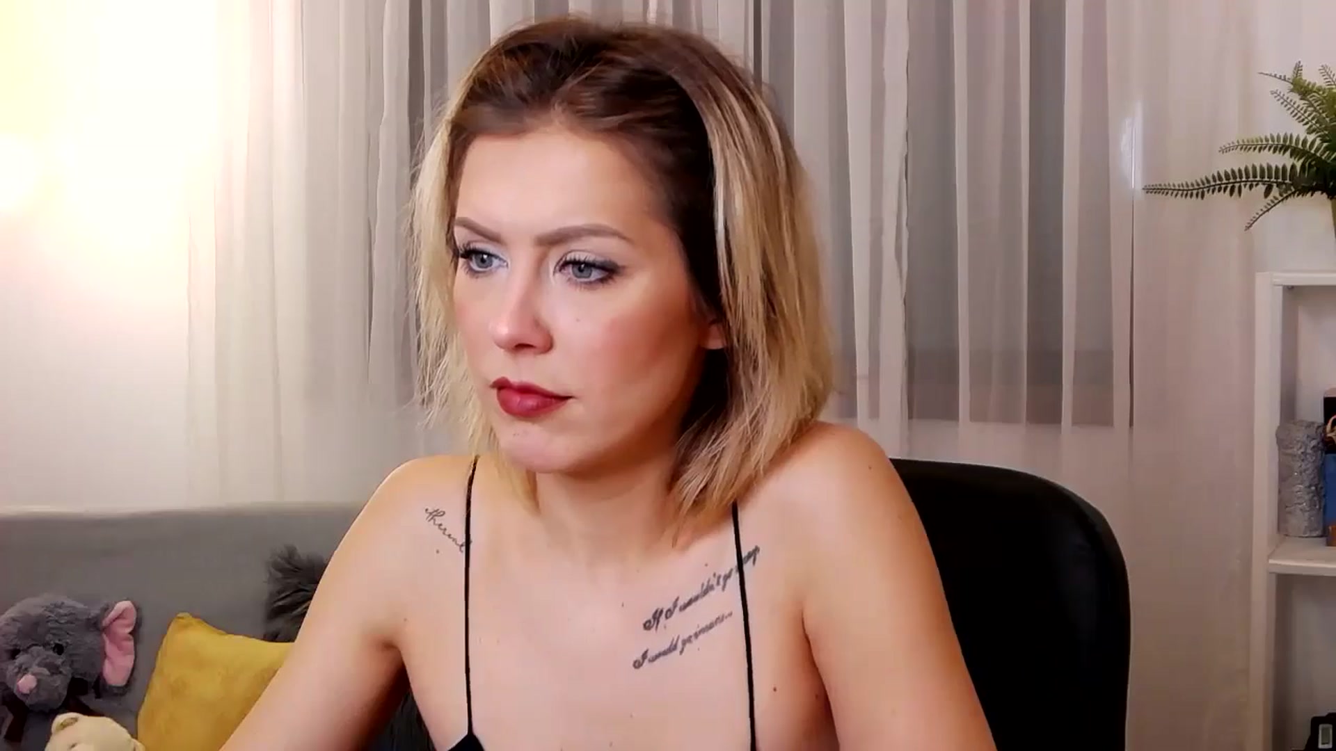 Gallery image thumbnail from Jass_mine's myfreecams stream on, 01/13/2025, 14:30 image 9 of 20
