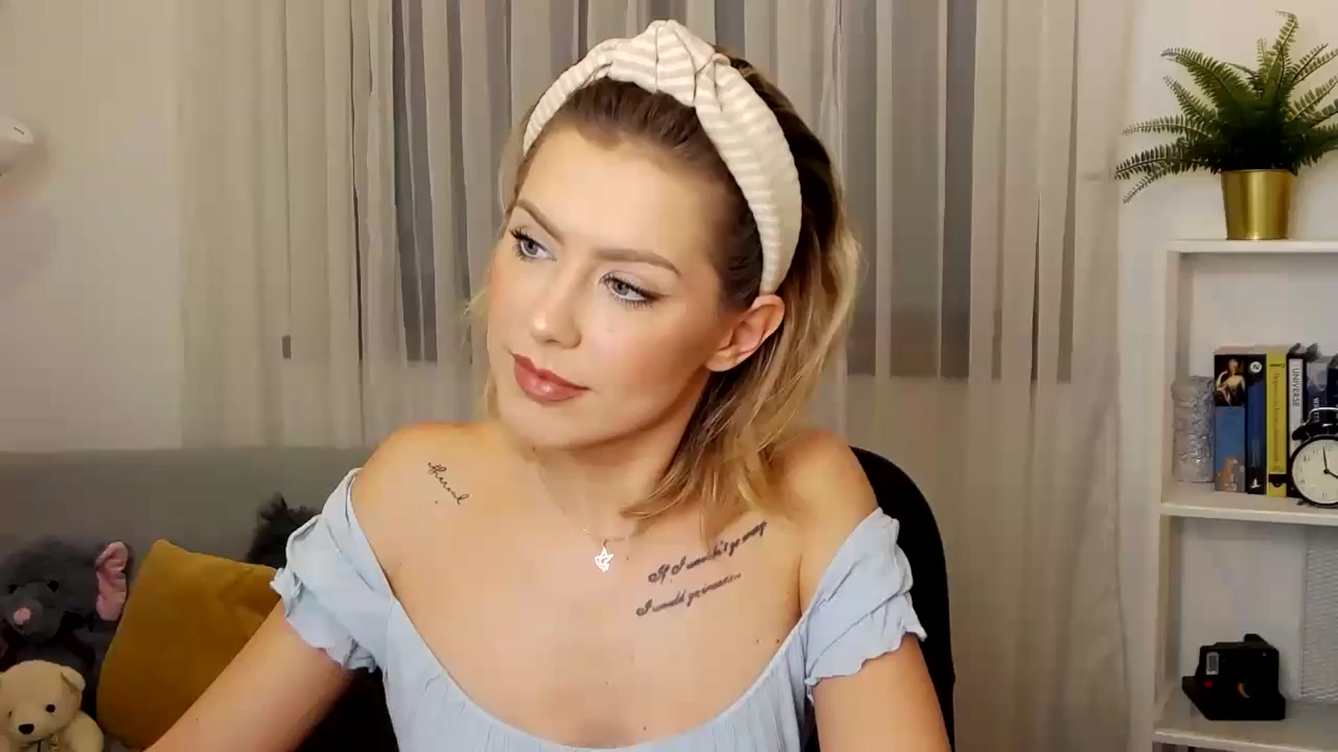 Gallery image thumbnail from Jass_mine's myfreecams stream on, 01/16/2025, 13:36 image 2 of 20