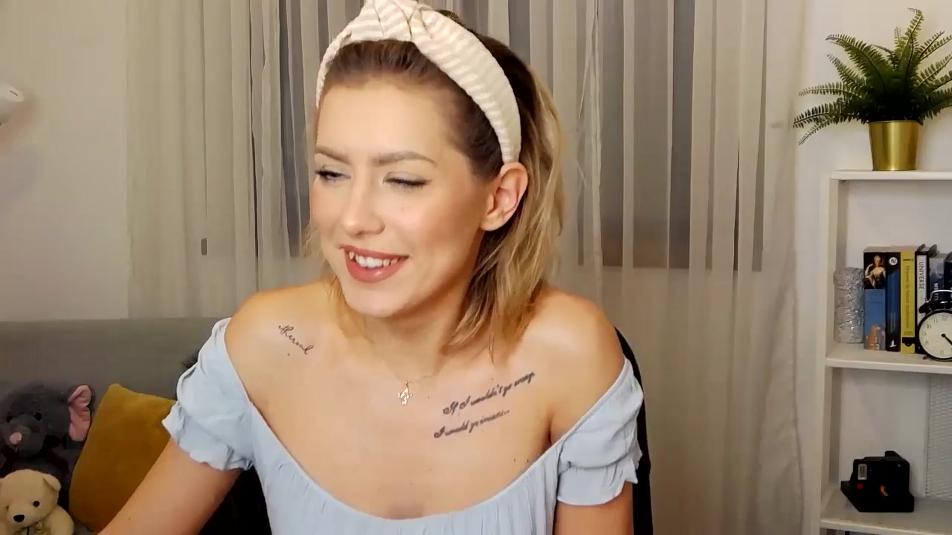 Gallery image thumbnail from Jass_mine's myfreecams stream on, 01/16/2025, 13:36 image 15 of 20