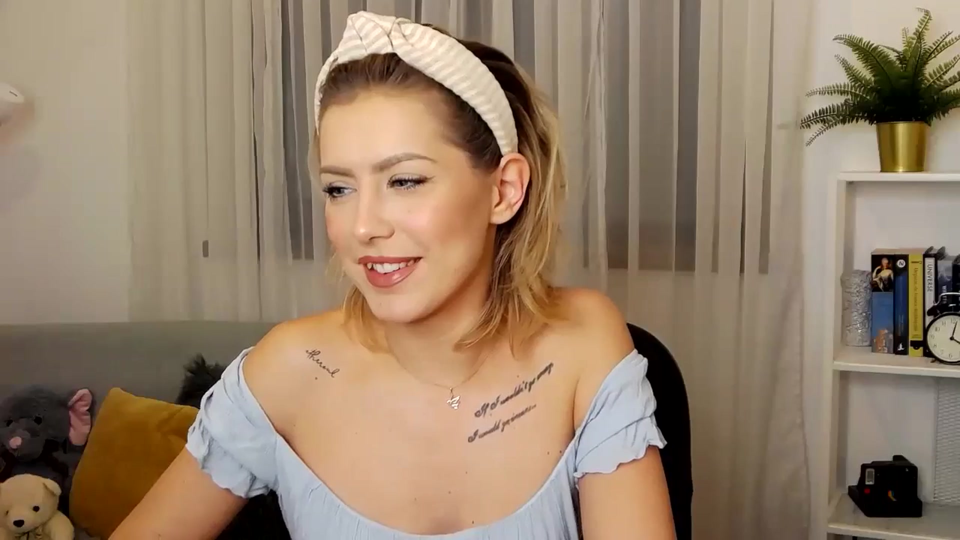 Gallery image thumbnail from Jass_mine's myfreecams stream on, 01/16/2025, 13:36 image 4 of 20