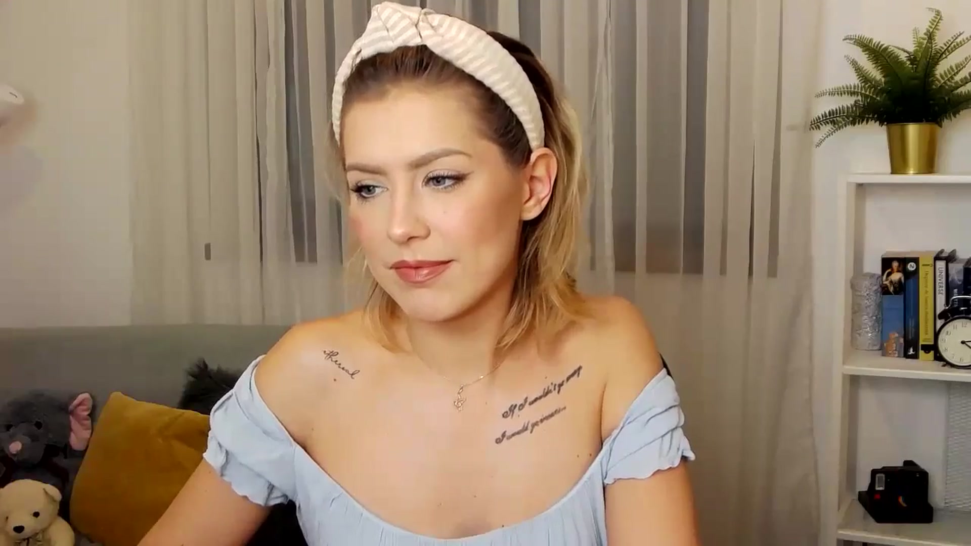 Gallery image thumbnail from Jass_mine's myfreecams stream on, 01/16/2025, 13:36 image 10 of 20