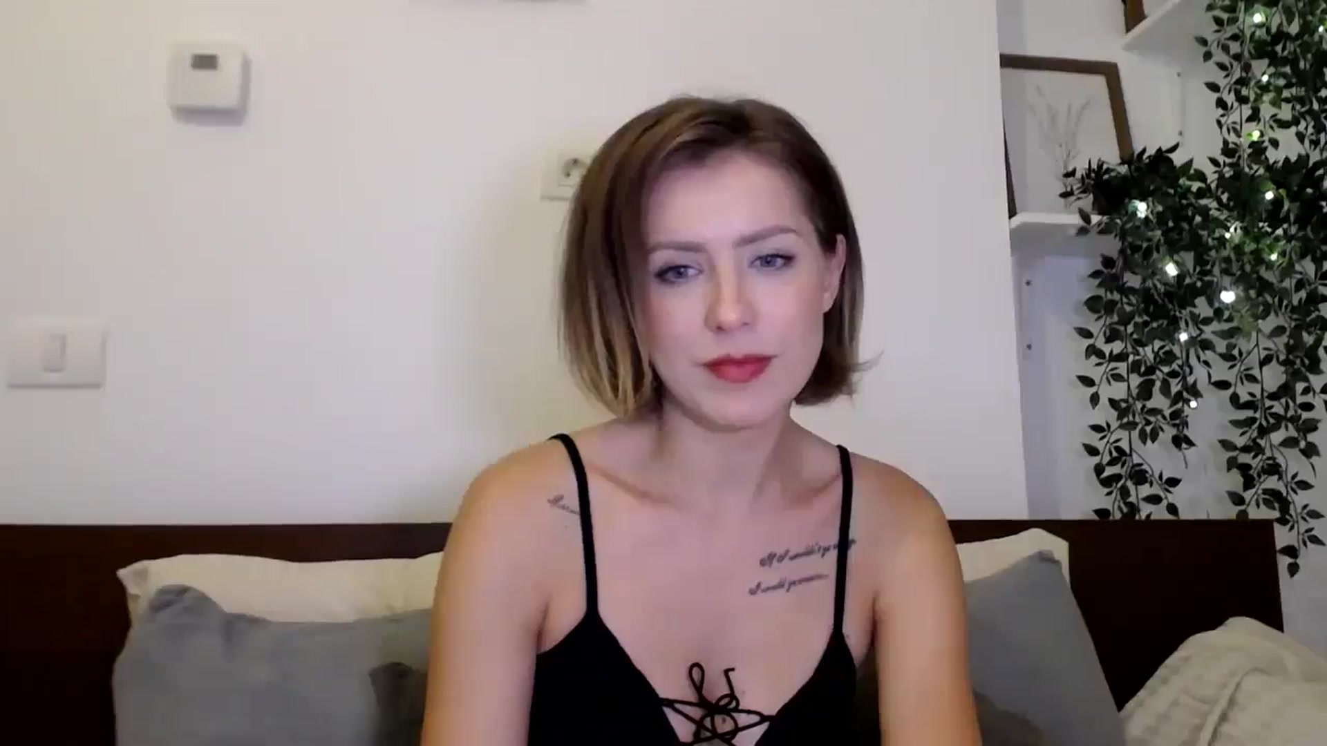 Gallery image thumbnail from Jass_mine's myfreecams stream on, 09/10/2025, 13:31 image 12 of 20
