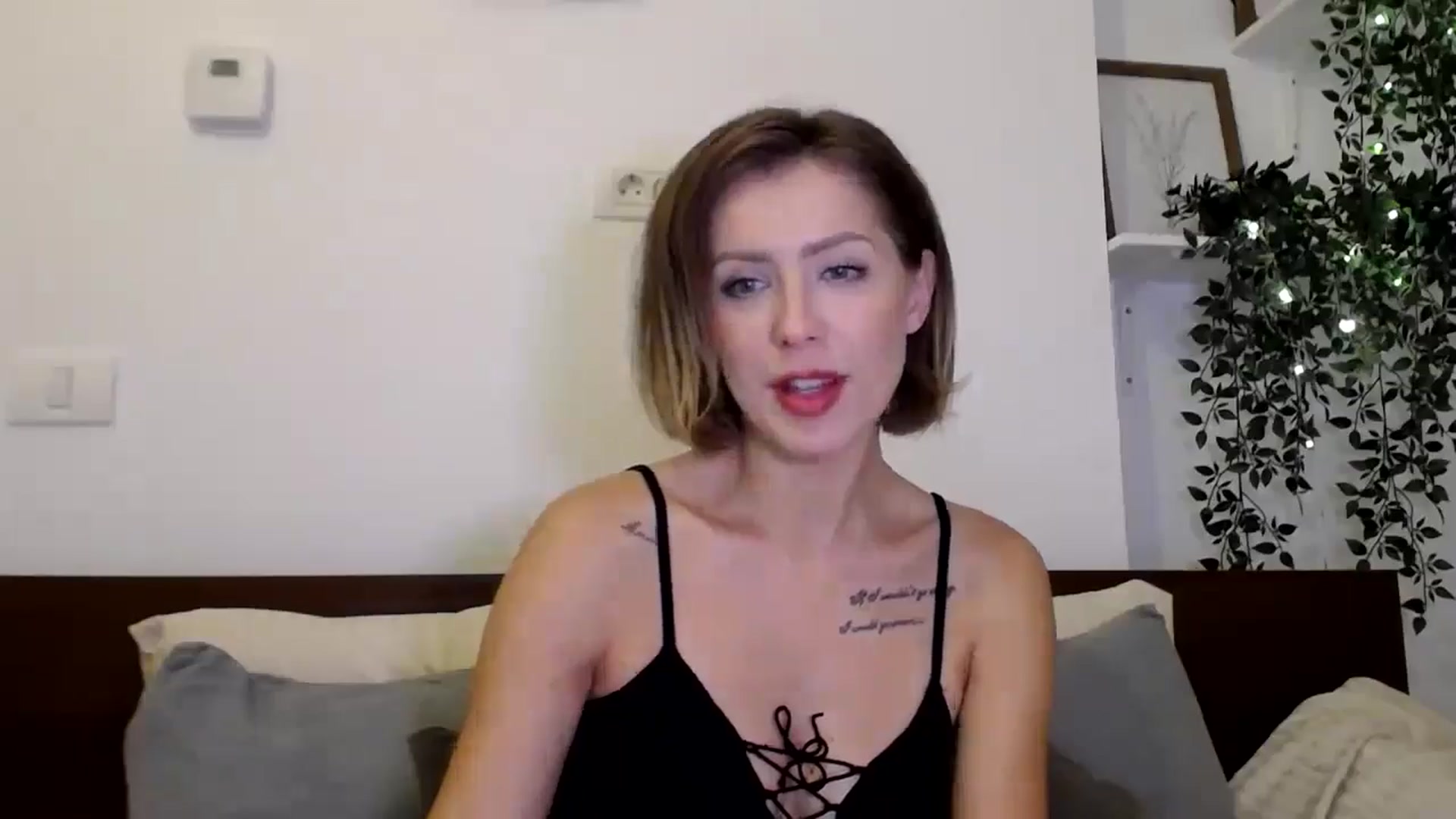 Gallery image thumbnail from Jass_mine's myfreecams stream on, 09/10/2025, 13:31 image 14 of 20