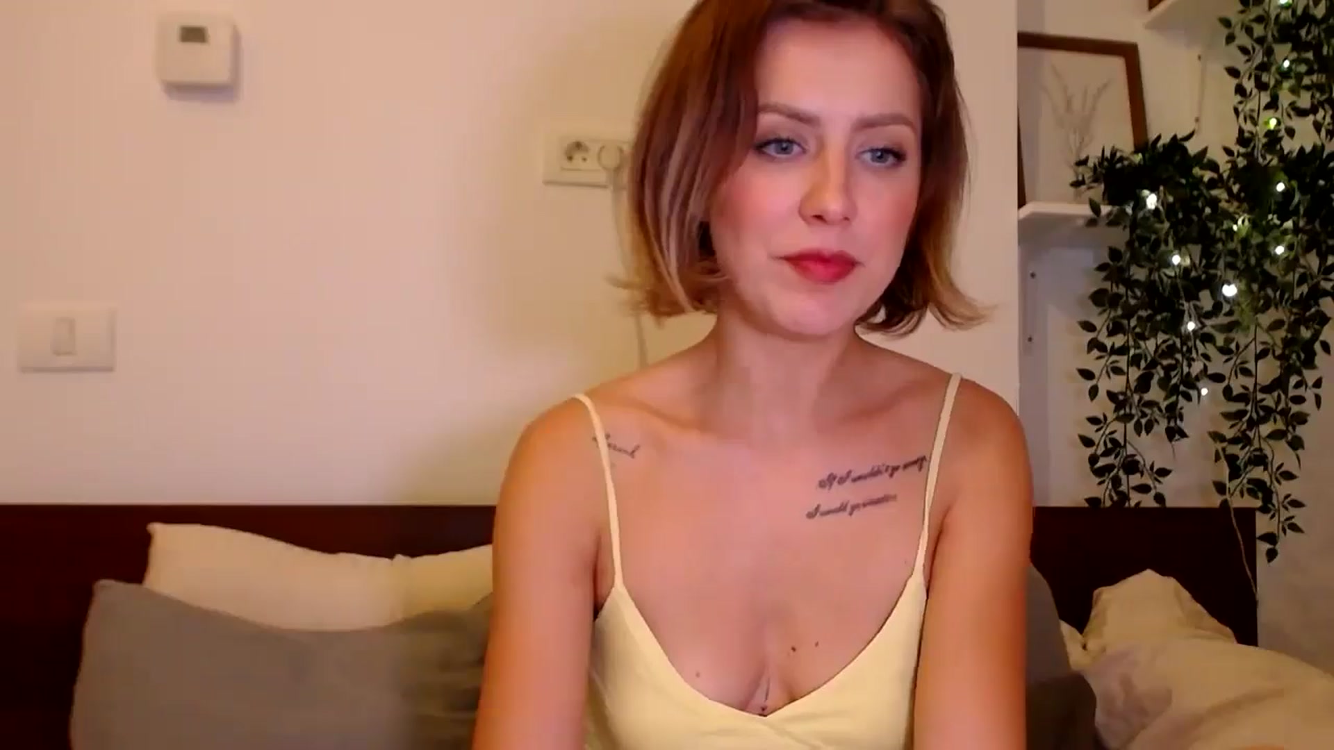 Gallery image thumbnail from Jass_mine's myfreecams stream on, 09/11/2025, 17:01 image 17 of 20