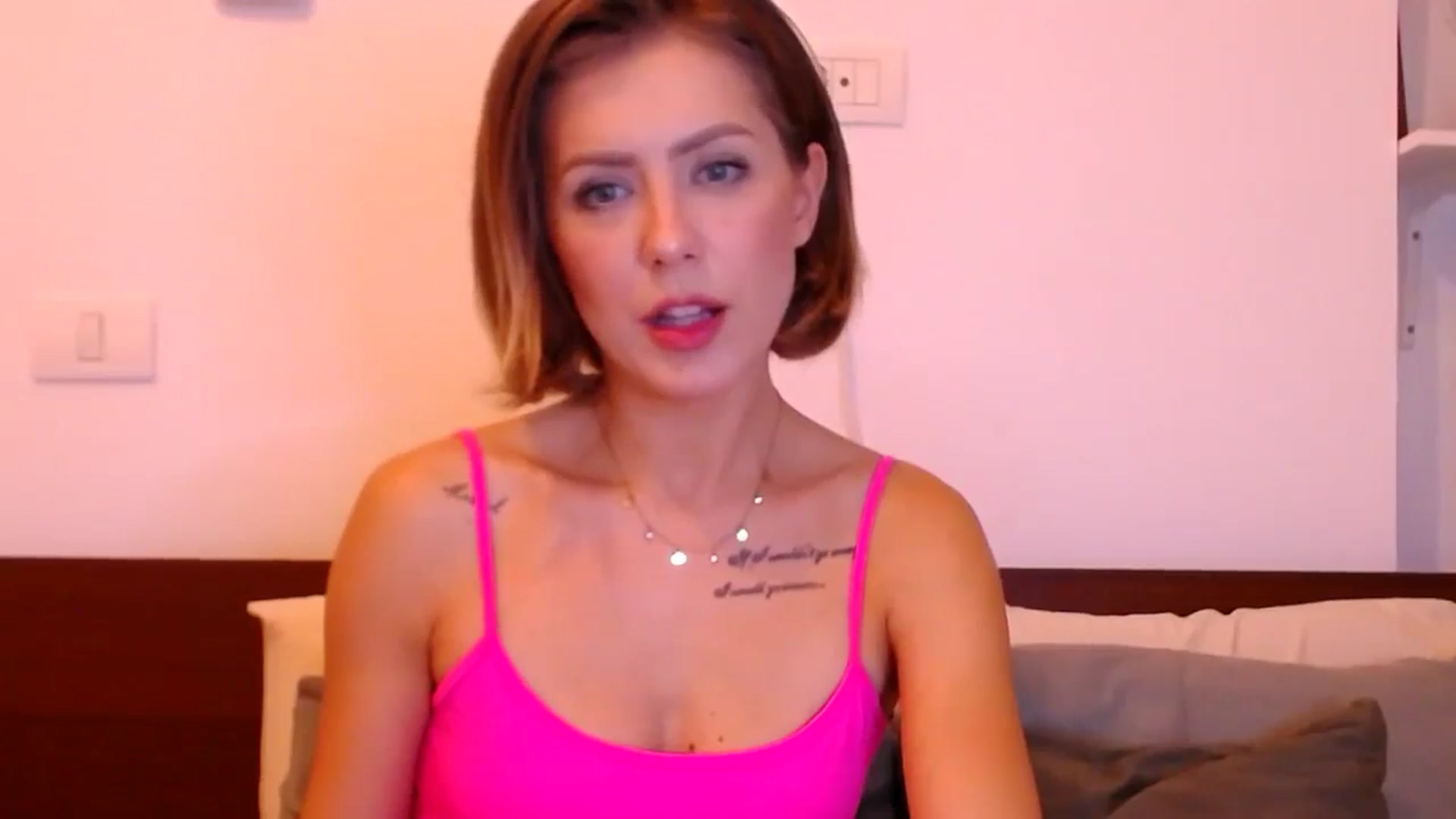 Gallery image thumbnail from Jass_mine's myfreecams stream on, 09/15/2025, 12:14 image 6 of 20