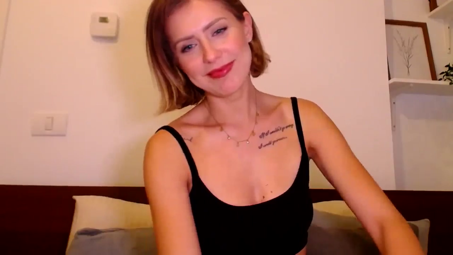 Gallery image thumbnail from Jass_mine's myfreecams stream on, 09/16/2025, 13:19 image 16 of 20