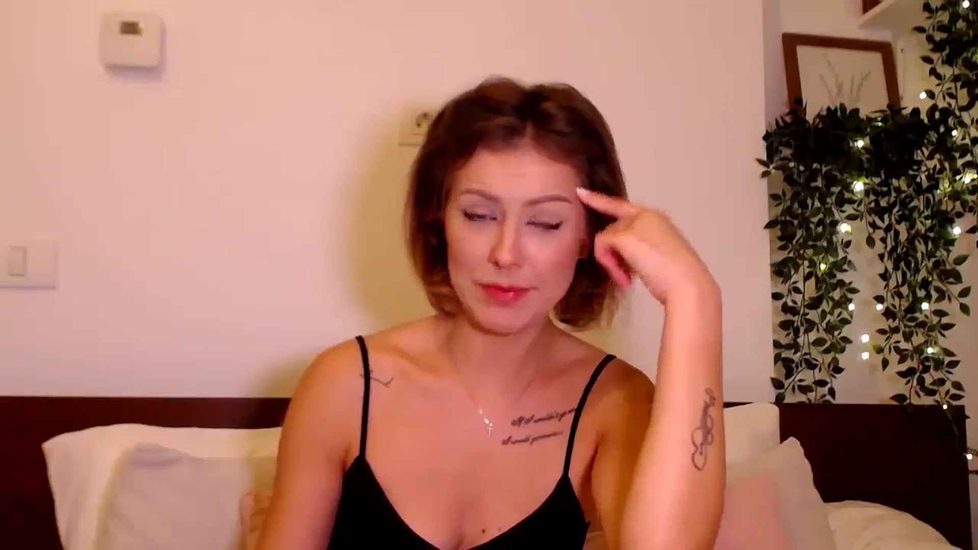 Gallery image thumbnail from Jass_mine's myfreecams stream on, 09/24/2025, 11:29 image 15 of 20