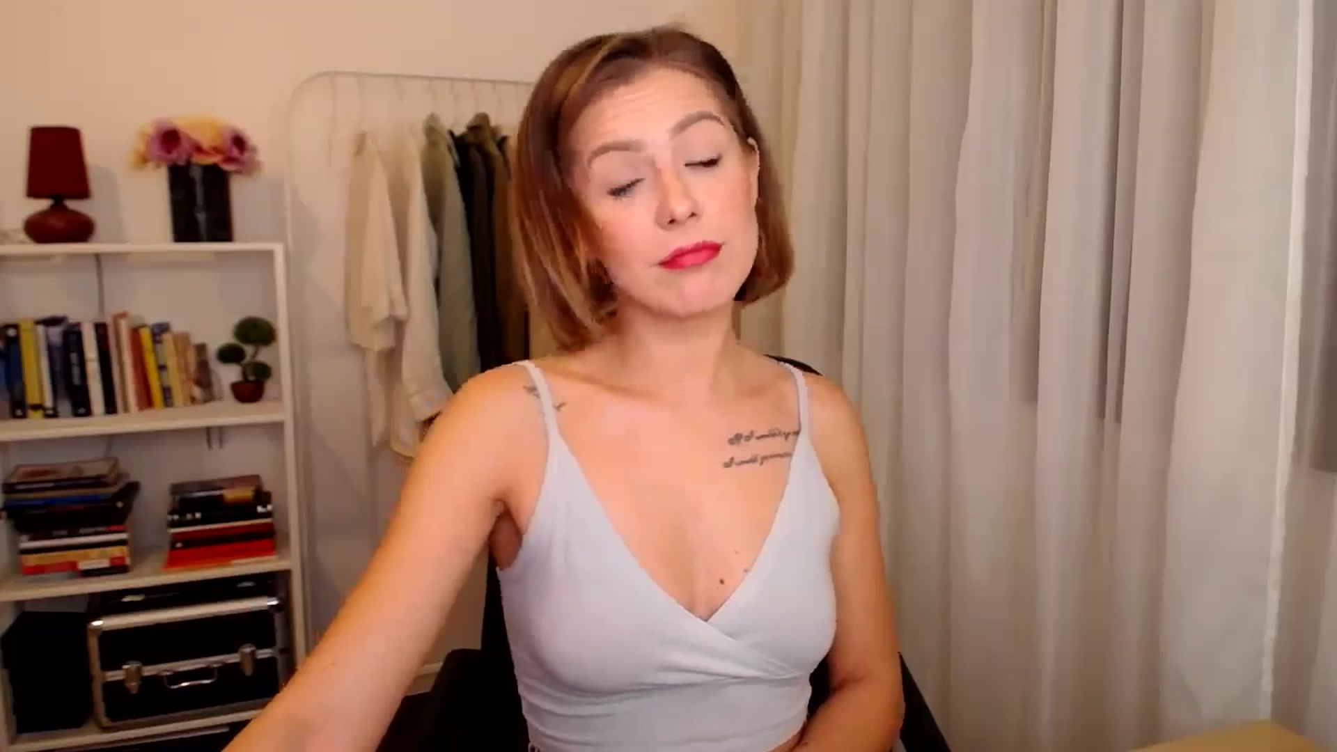 Gallery image thumbnail from Jass_mine's myfreecams stream on, 10/07/2025, 12:42 image 16 of 20