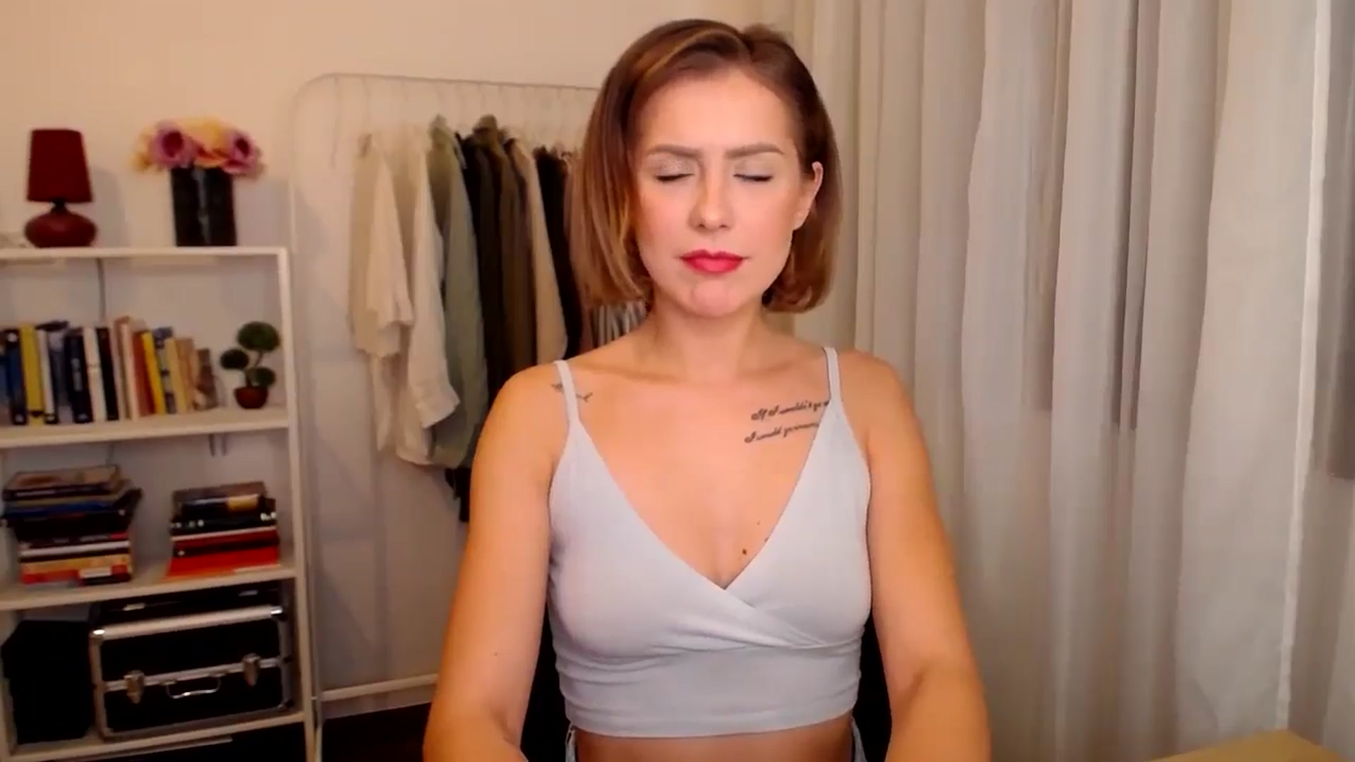 Gallery image thumbnail from Jass_mine's myfreecams stream on, 10/07/2025, 12:42 image 17 of 20