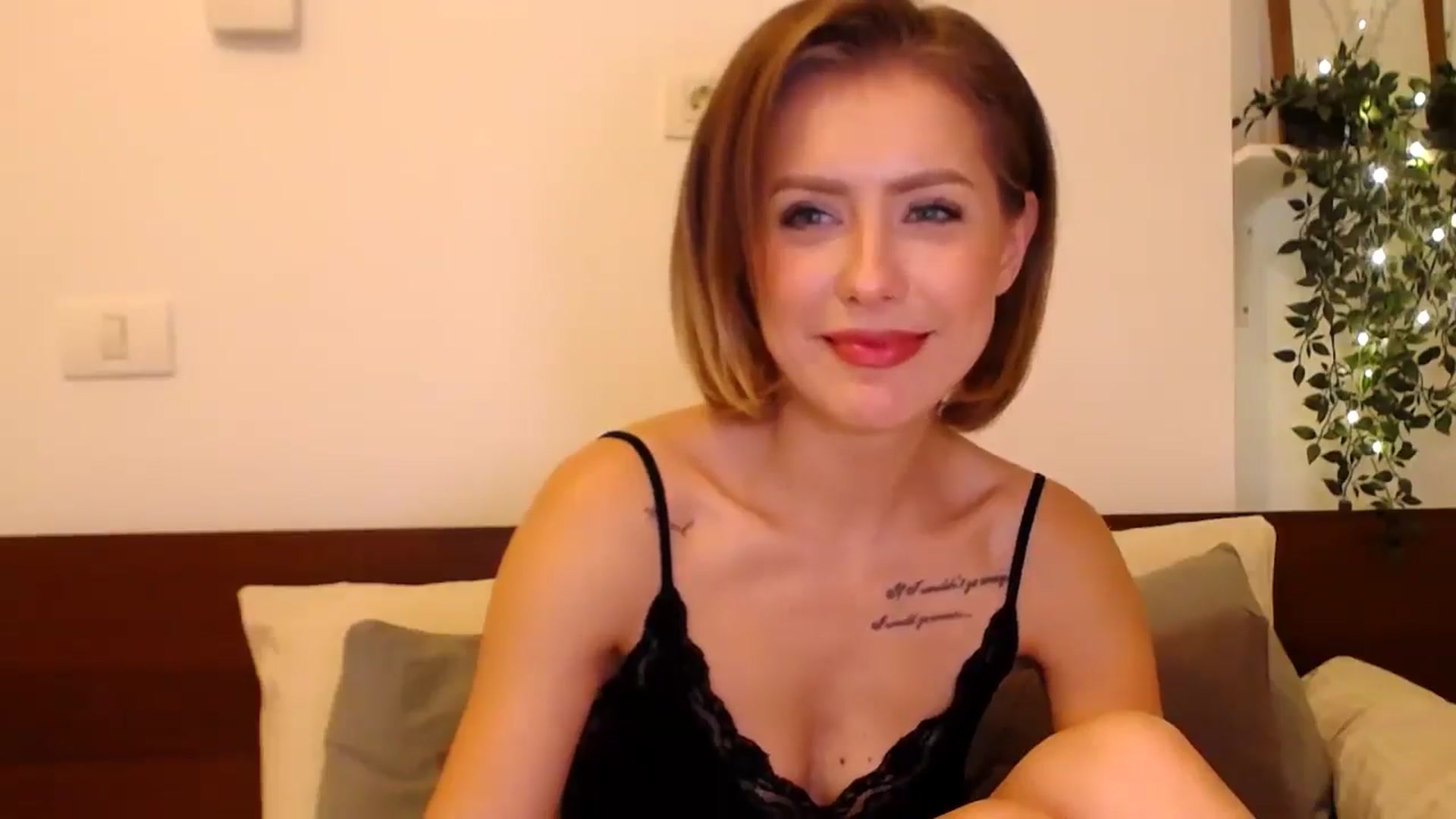 Gallery image thumbnail from Jass_mine's myfreecams stream on, 10/10/2025, 15:06 image 8 of 20