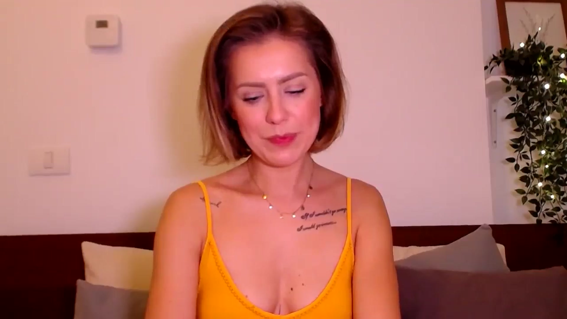 Gallery image thumbnail from Jass_mine's myfreecams stream on, 10/14/2025, 13:26 image 13 of 20