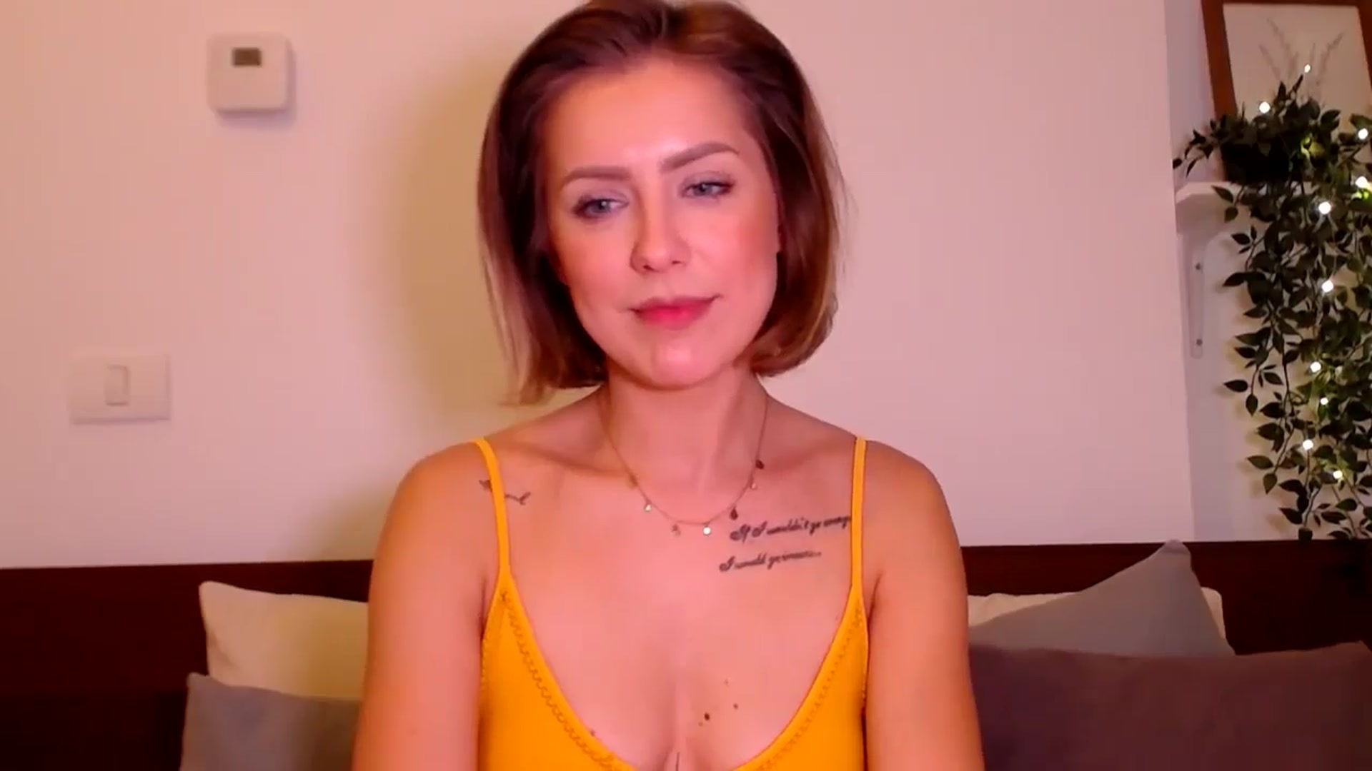 Gallery image thumbnail from Jass_mine's myfreecams stream on, 10/14/2025, 13:26 image 10 of 20