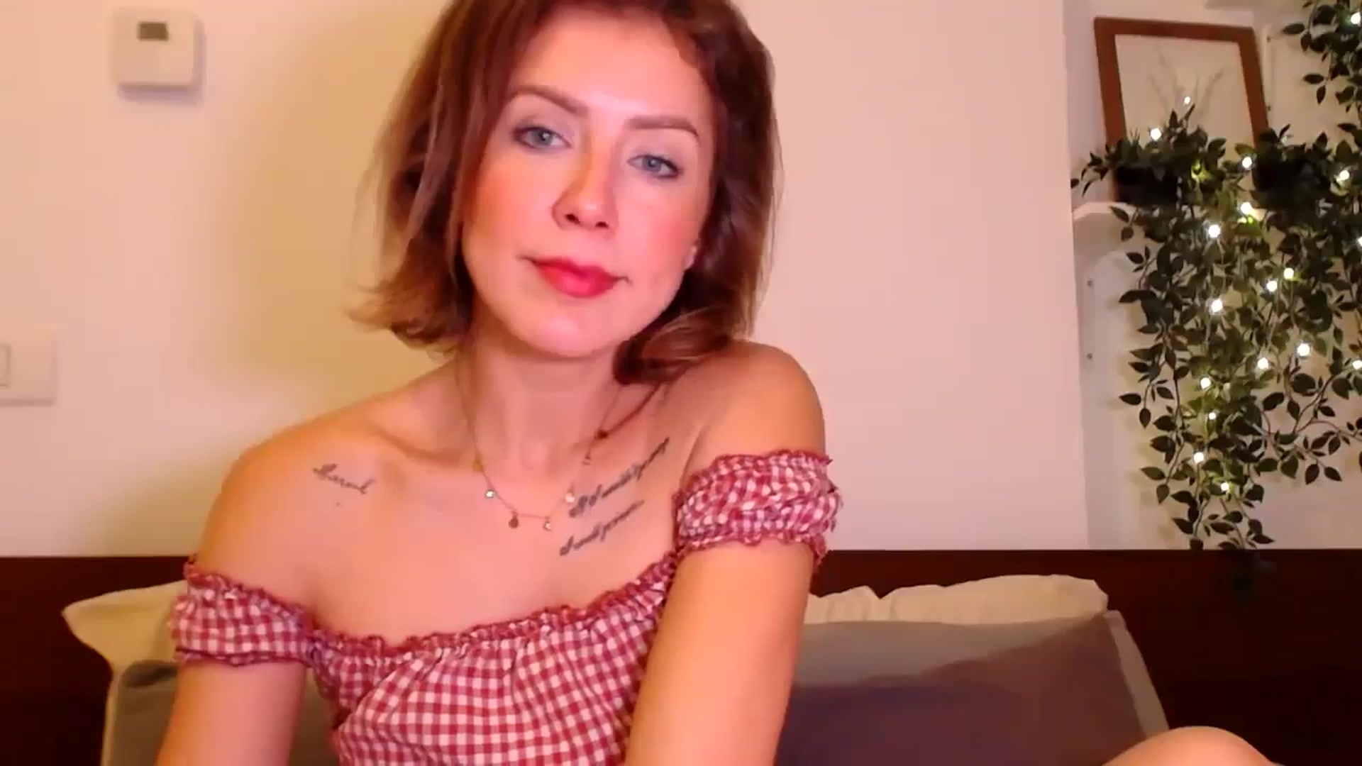 Gallery image thumbnail from Jass_mine's myfreecams stream on, 10/15/2025, 12:06 image 14 of 20
